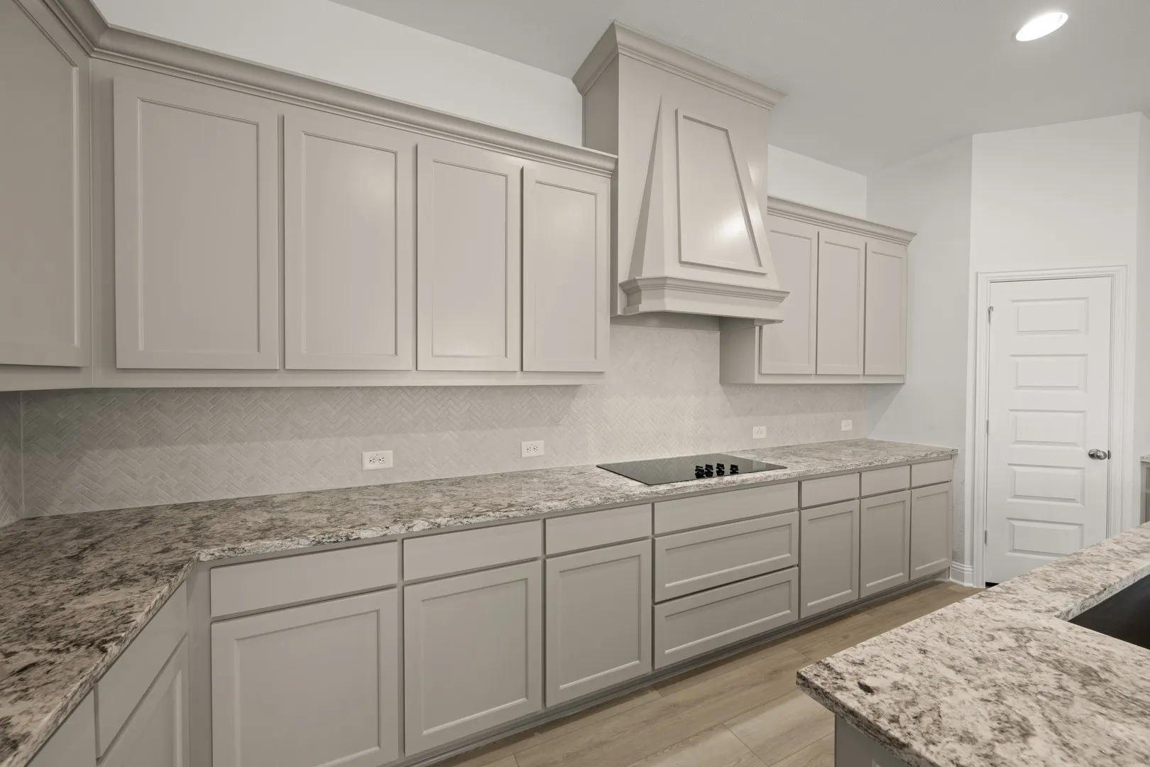 128 Trinity- Kitchen-3