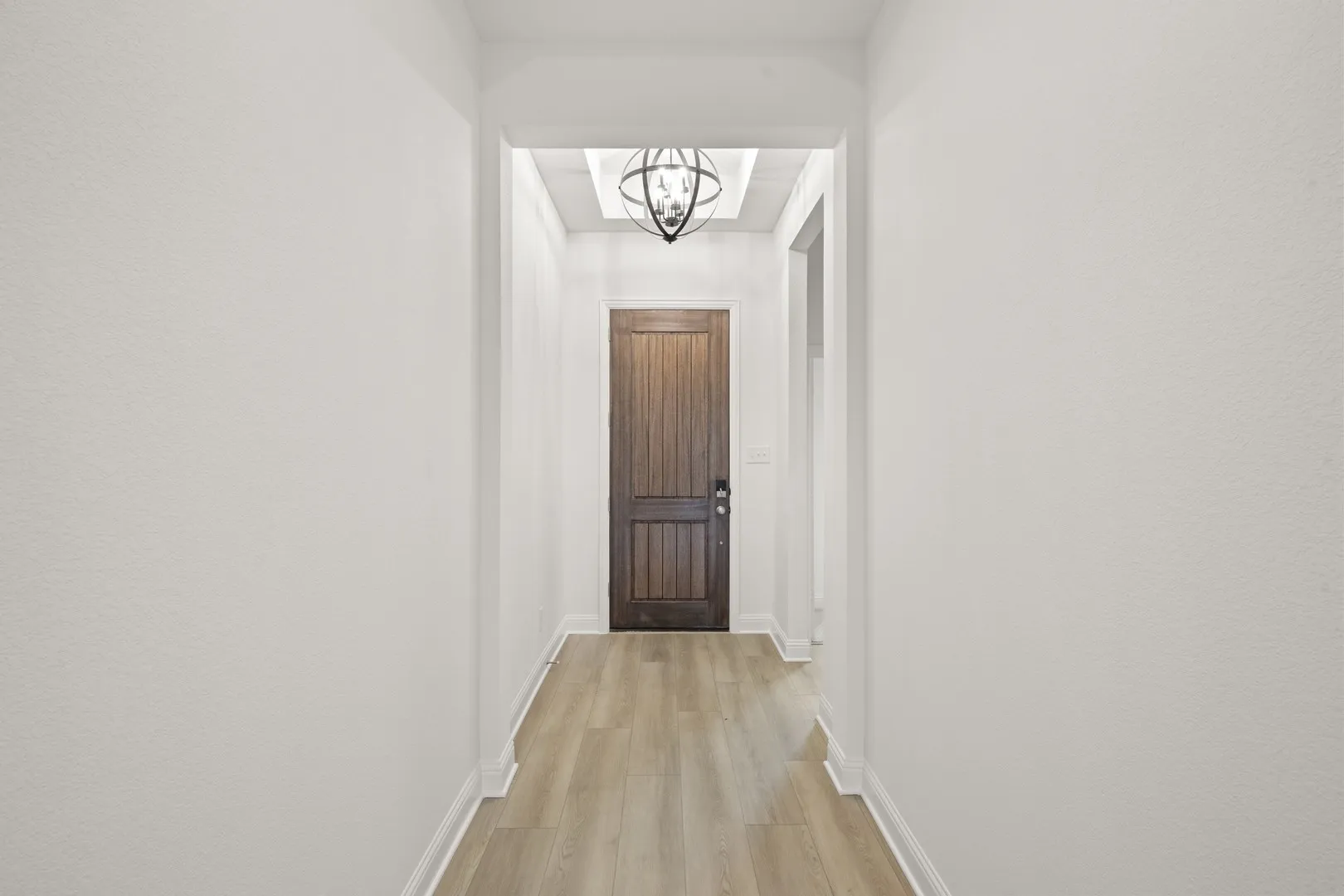 128 Trinity- ENtry-1