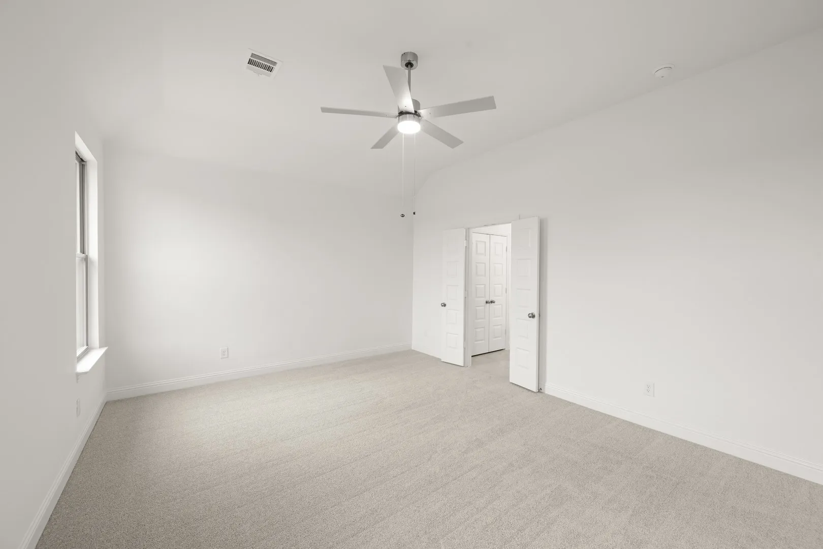 128 Trinity- Primary Suite-2
