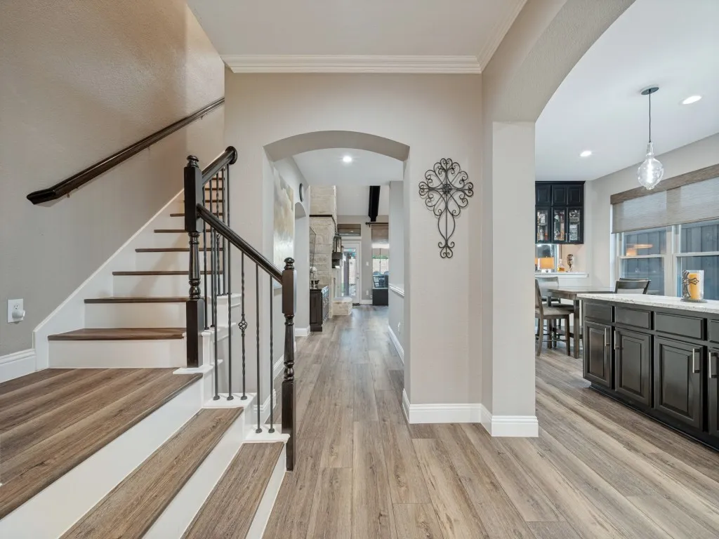 Single Family Residence For Sale in Denton County , 11852 Blackhawk Drive, Frisco, Texas 75033, 4 Bedroom, 3 Bathroom, 2 Garage spaces, 2,631 Sqft, built in 2003, mls#21326687, Real Estate Agent in Frisco, Homes For Sale in Denton county, Homes For Sale in Frisco, Realtor in Frisco Texas, Real Estate Brokerage Independent Realty Texas, Luminita Cordes Realtor