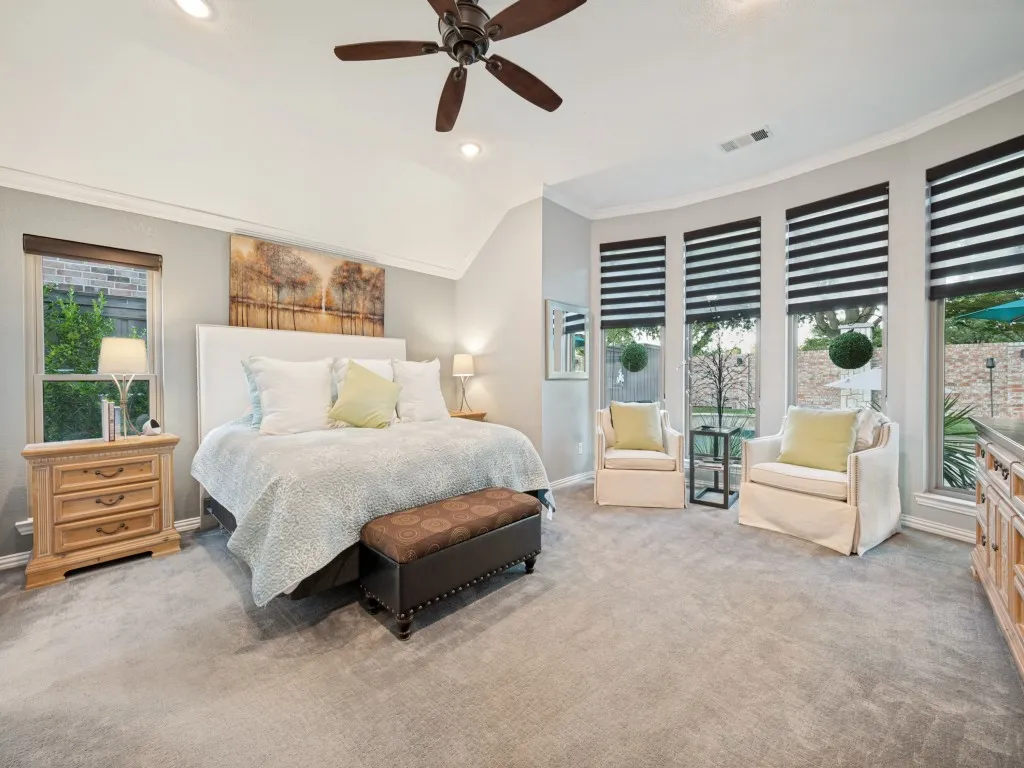 Single Family Residence For Sale in Denton County , 11852 Blackhawk Drive, Frisco, Texas 75033, 4 Bedroom, 3 Bathroom, 2 Garage spaces, 2,631 Sqft, built in 2003, mls#21326687, Real Estate Agent in Frisco, Homes For Sale in Denton county, Homes For Sale in Frisco, Realtor in Frisco Texas, Real Estate Brokerage Independent Realty Texas, Luminita Cordes Realtor