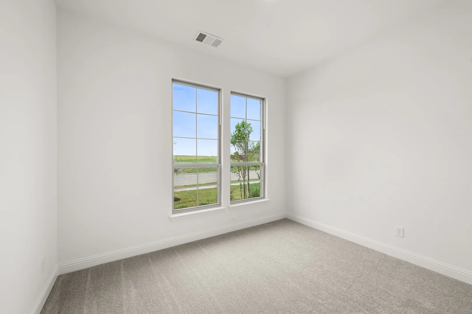 144 Trinity- Bedroom-1