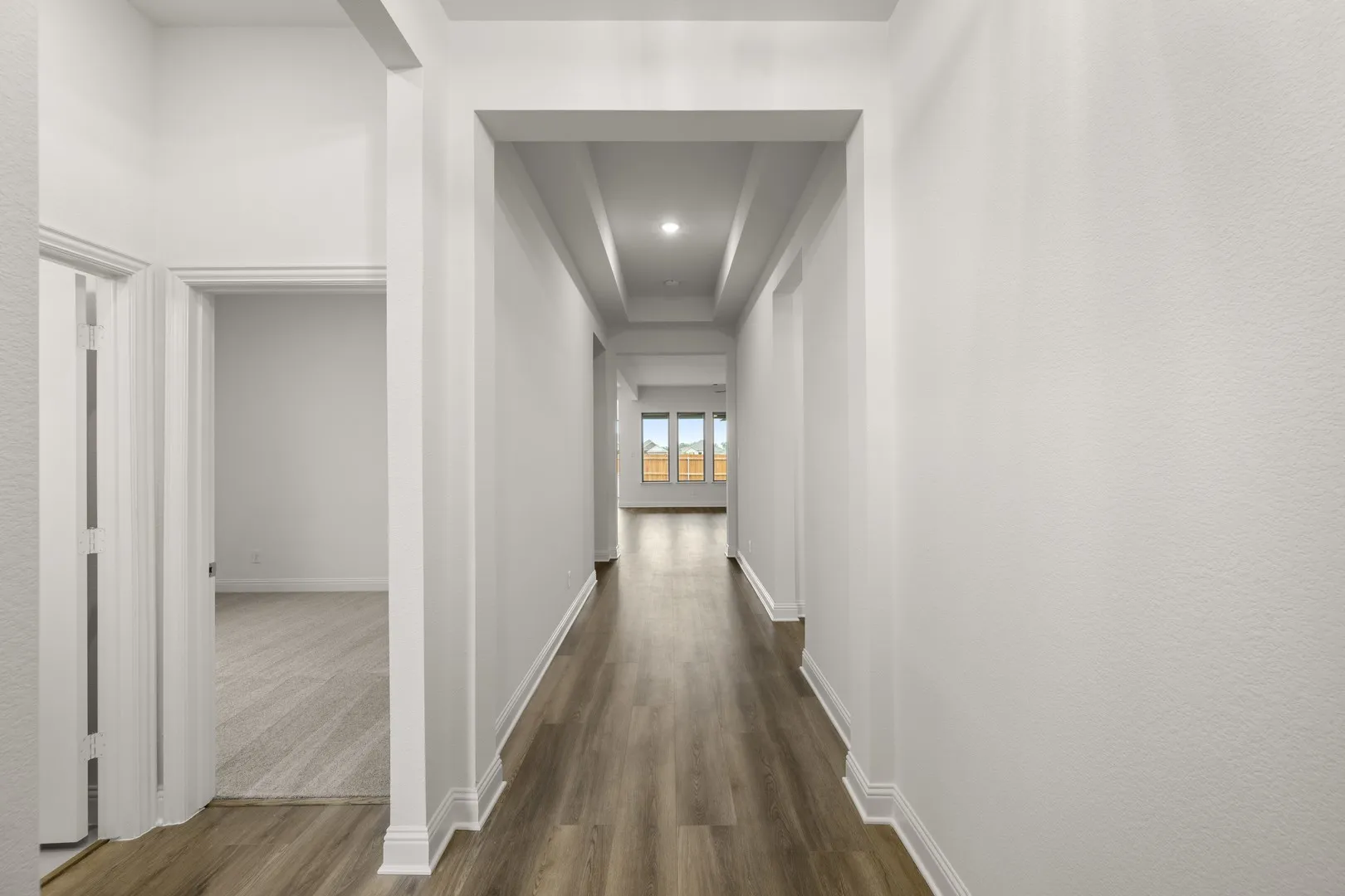 144 Trinity- Entry-2