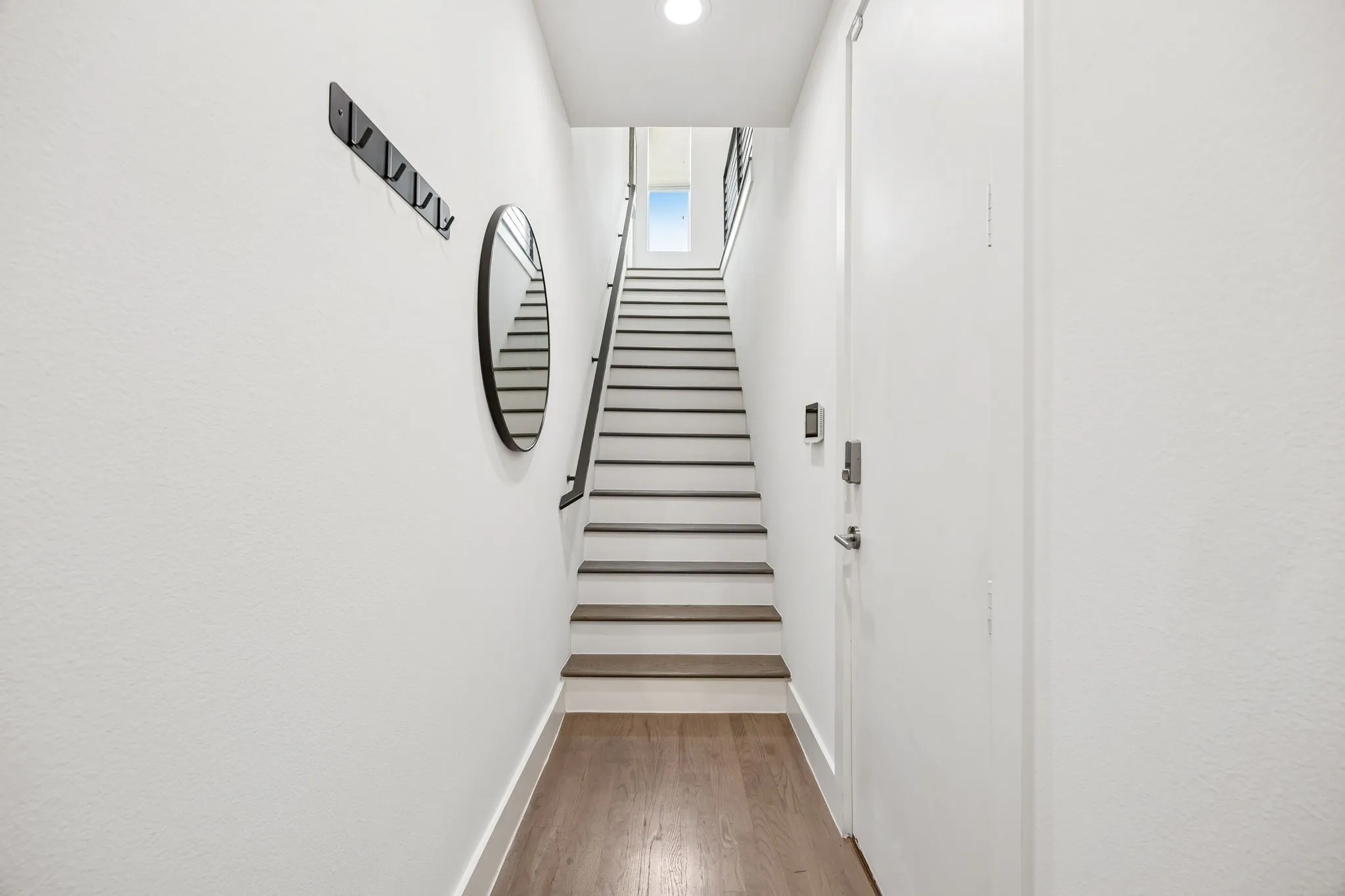Condominium For Sale in Dallas County , 5811 Lindell Avenue 102, Dallas, Texas 75206, 2 Bedroom, 3 Bathroom, 2 Garage spaces, 1,463 Sqft, built in 2018, mls#21335950, Real Estate Agent in Dallas, Homes For Sale in Dallas county, Homes For Sale in Dallas, Realtor in Dallas Texas, Real Estate Brokerage Independent Realty Texas, Luminita Cordes Realtor