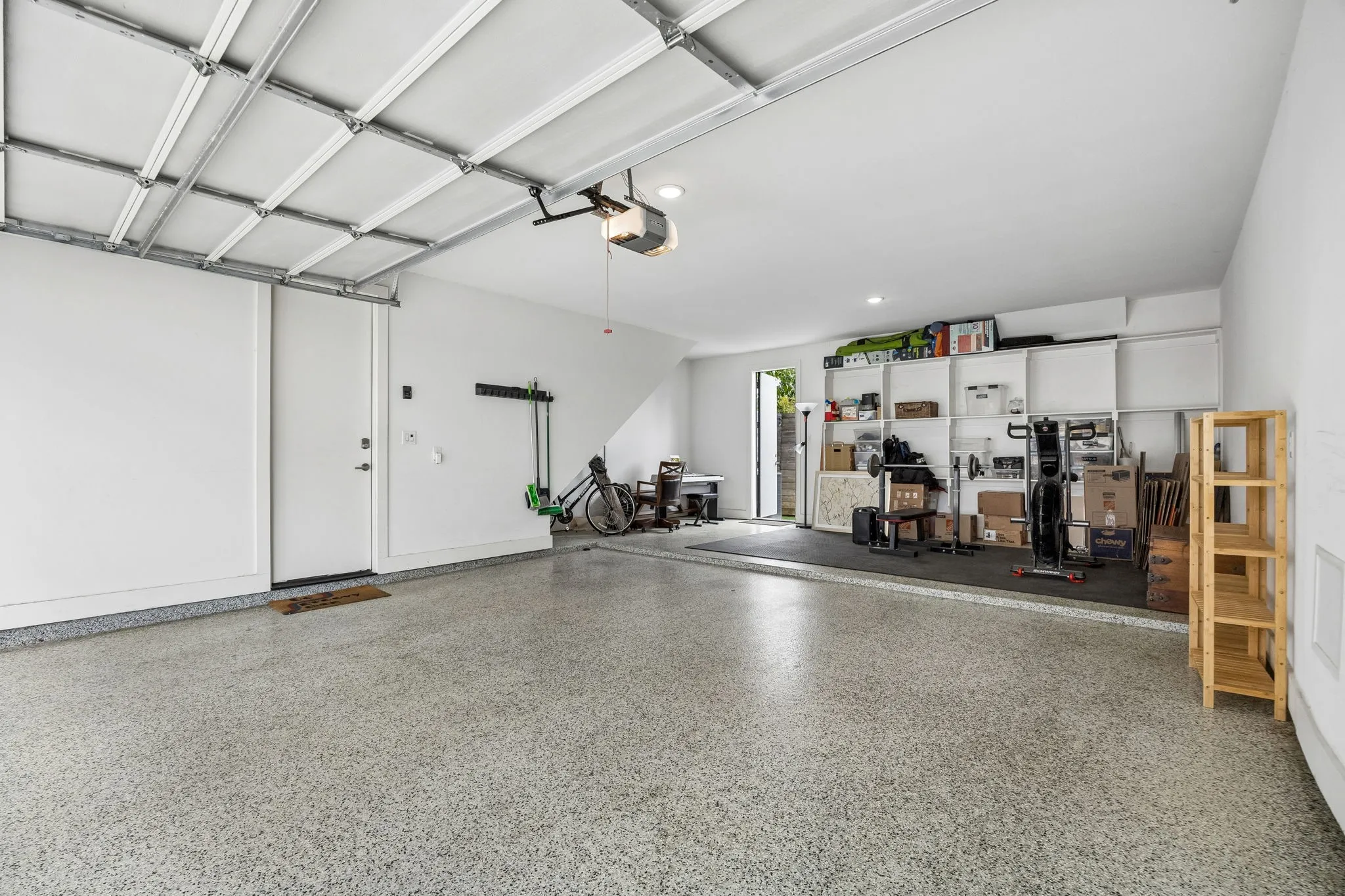 Condominium For Sale in Dallas County , 5811 Lindell Avenue 102, Dallas, Texas 75206, 2 Bedroom, 3 Bathroom, 2 Garage spaces, 1,463 Sqft, built in 2018, mls#21335950, Real Estate Agent in Dallas, Homes For Sale in Dallas county, Homes For Sale in Dallas, Realtor in Dallas Texas, Real Estate Brokerage Independent Realty Texas, Luminita Cordes Realtor