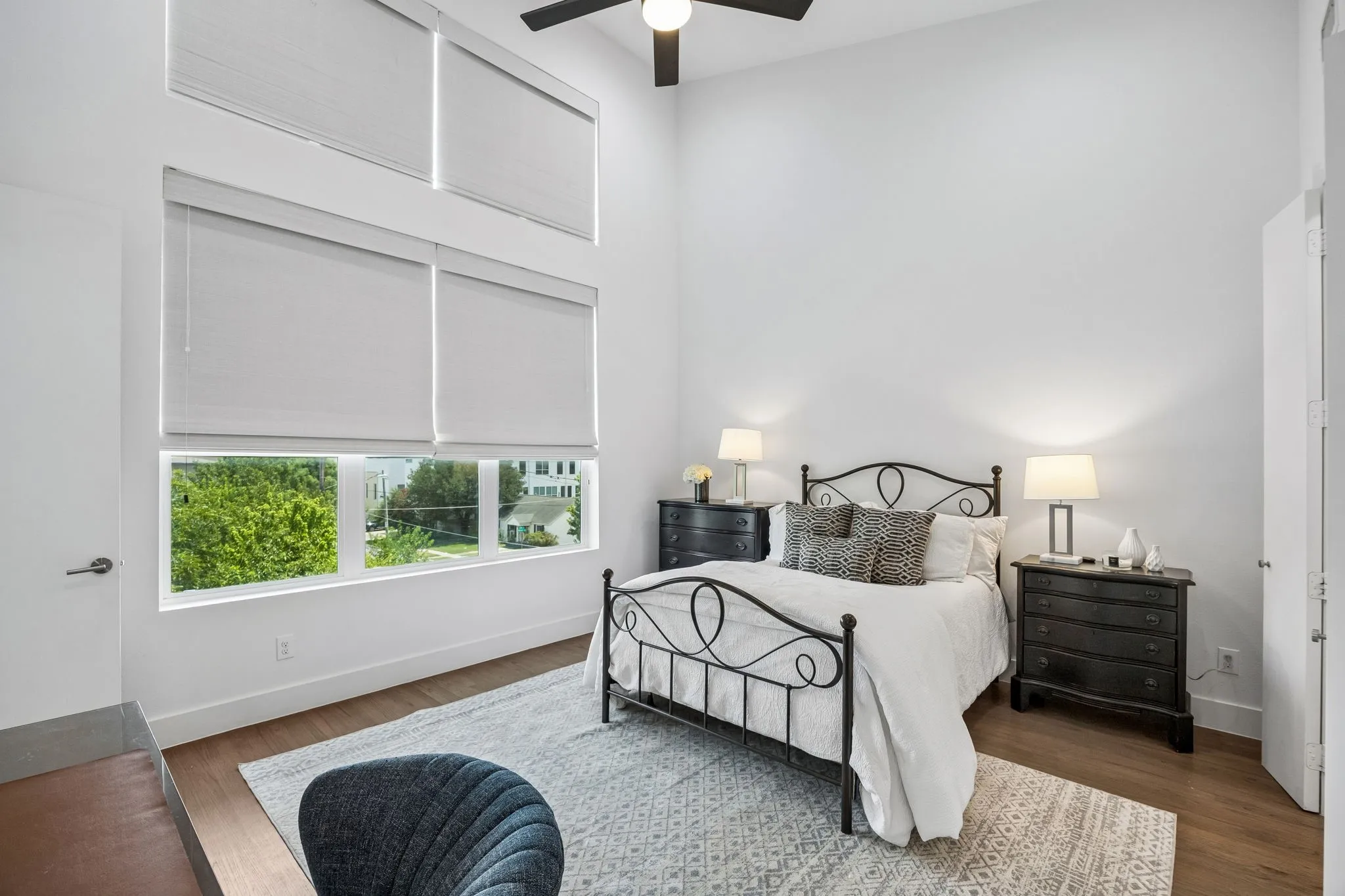 Condominium For Sale in Dallas County , 5811 Lindell Avenue 102, Dallas, Texas 75206, 2 Bedroom, 3 Bathroom, 2 Garage spaces, 1,463 Sqft, built in 2018, mls#21335950, Real Estate Agent in Dallas, Homes For Sale in Dallas county, Homes For Sale in Dallas, Realtor in Dallas Texas, Real Estate Brokerage Independent Realty Texas, Luminita Cordes Realtor