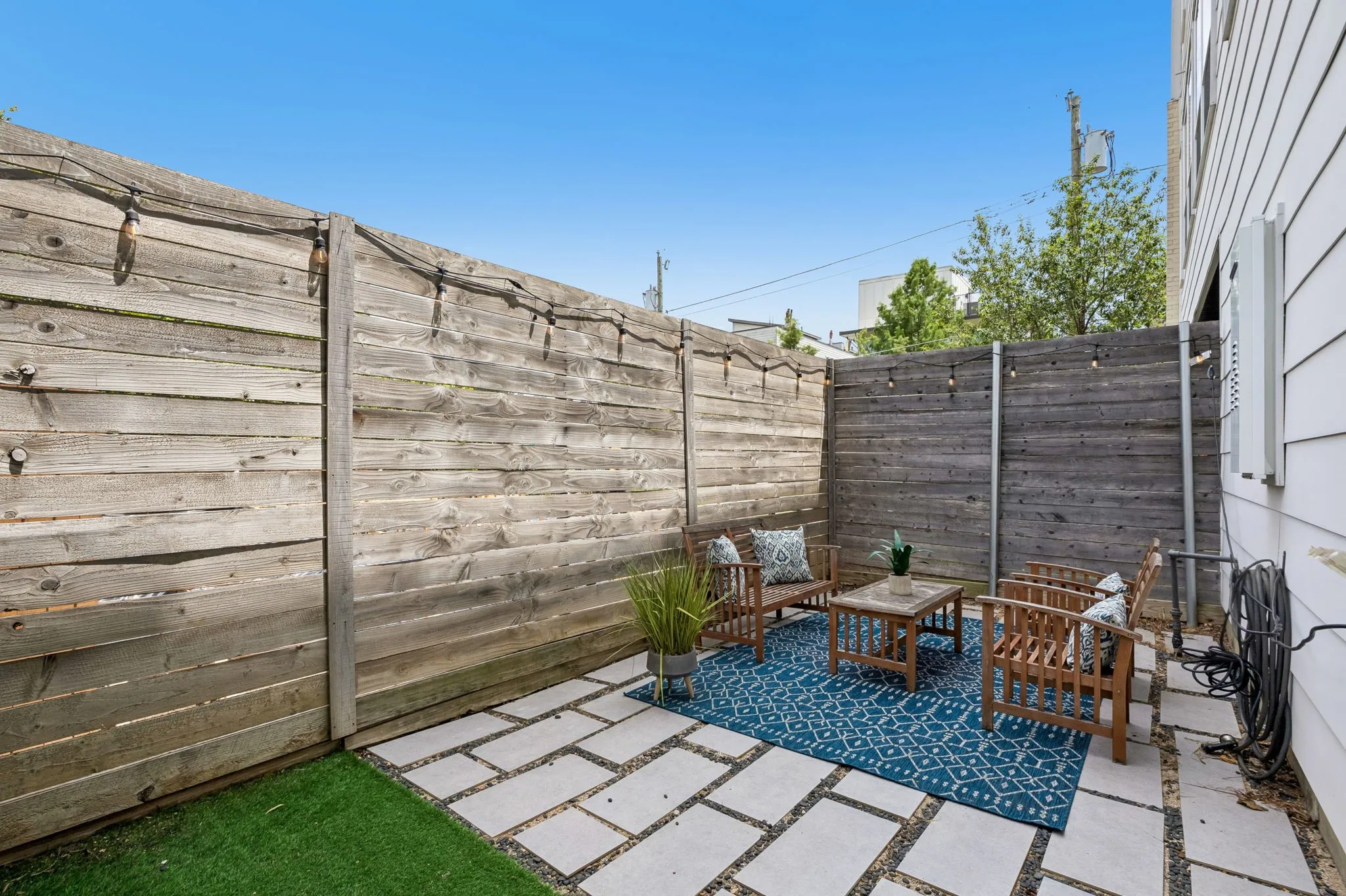 Condominium For Sale in Dallas County , 5811 Lindell Avenue 102, Dallas, Texas 75206, 2 Bedroom, 3 Bathroom, 2 Garage spaces, 1,463 Sqft, built in 2018, mls#21335950, Real Estate Agent in Dallas, Homes For Sale in Dallas county, Homes For Sale in Dallas, Realtor in Dallas Texas, Real Estate Brokerage Independent Realty Texas, Luminita Cordes Realtor