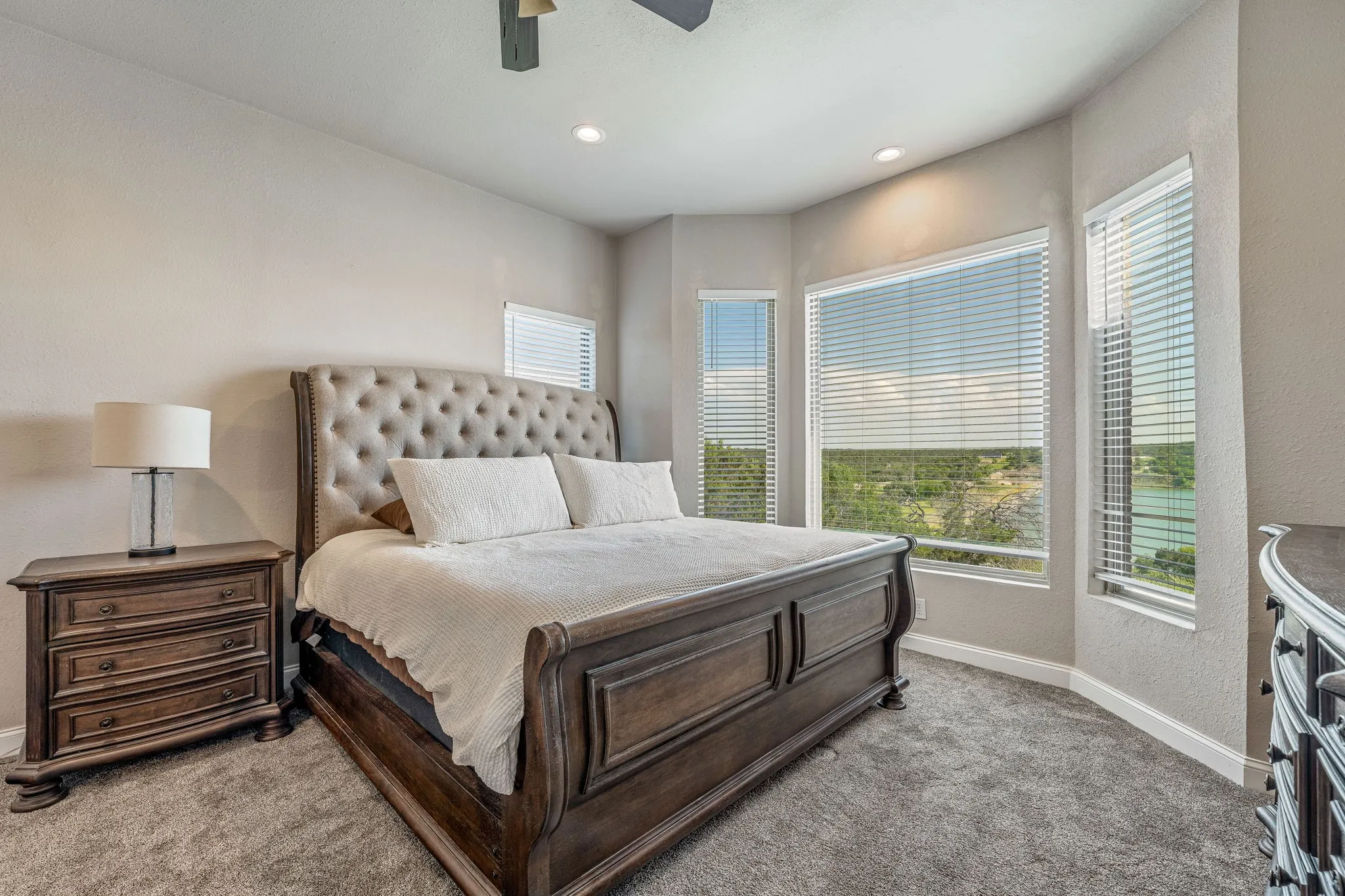 Single Family Residence For Sale in Erath County , 2350 Lakeside Drive, Bluff Dale, Texas 76433, 3 Bedroom, 3 Bathroom, 2 Garage spaces, 2,742 Sqft, built in 2020, mls#21336619, Real Estate Agent in Bluff Dale, Homes For Sale in Erath county, Homes For Sale in Bluff Dale, Realtor in Bluff Dale Texas, Real Estate Brokerage Independent Realty Texas, Luminita Cordes Realtor
