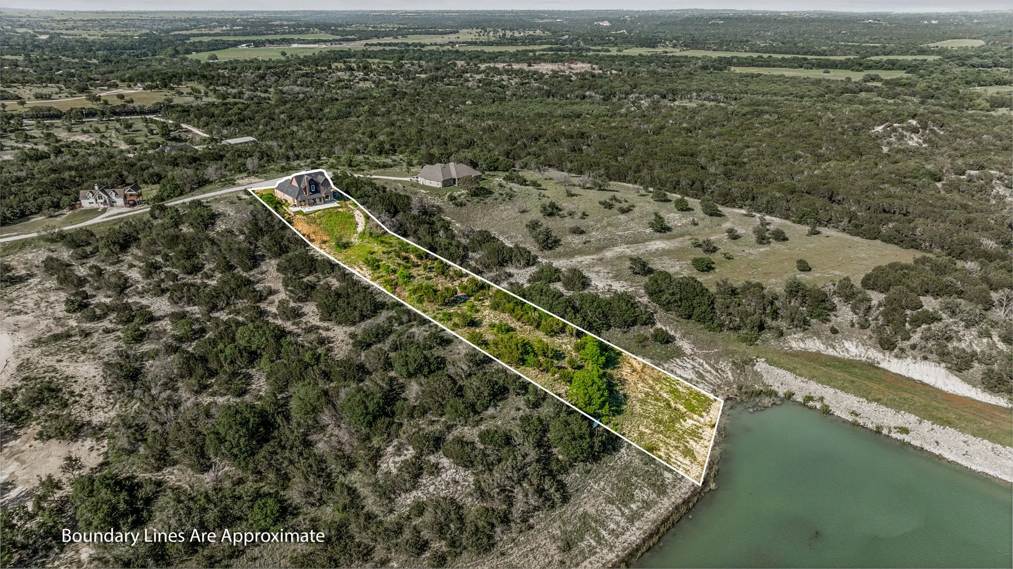 Single Family Residence For Sale in Erath County , 2350 Lakeside Drive, Bluff Dale, Texas 76433, 3 Bedroom, 3 Bathroom, 2 Garage spaces, 2,742 Sqft, built in 2020, mls#21336619, Real Estate Agent in Bluff Dale, Homes For Sale in Erath county, Homes For Sale in Bluff Dale, Realtor in Bluff Dale Texas, Real Estate Brokerage Independent Realty Texas, Luminita Cordes Realtor