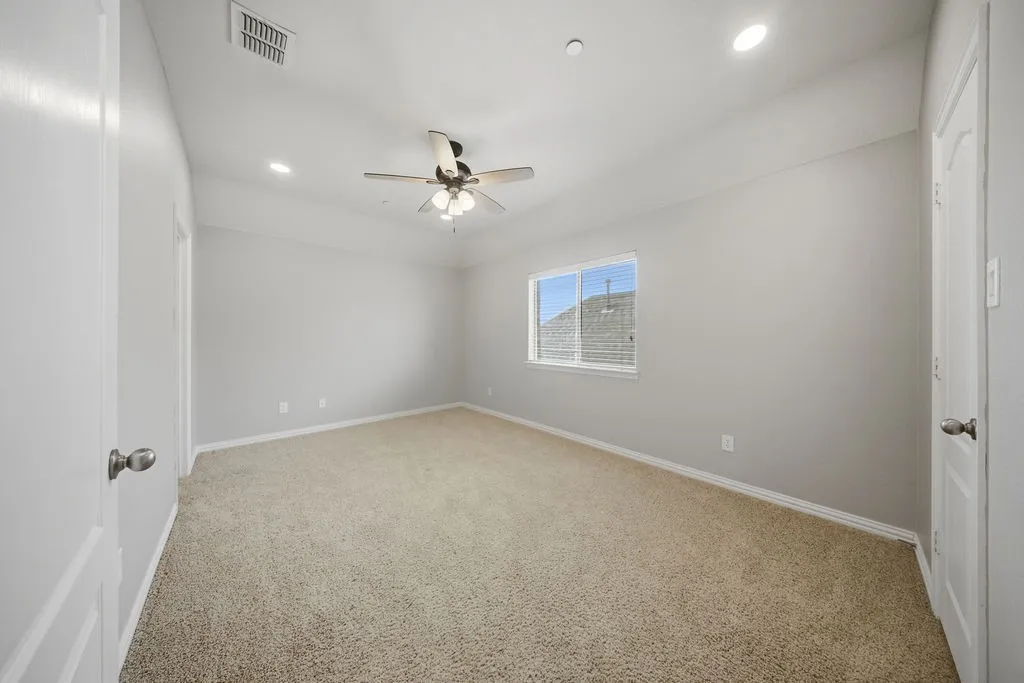 Single Family Residence For Rent in Collin County , 2140 Walnut Square Drive, Plano, Texas 75025, 4 Bedrooms, 4 Bathrooms, 2 Garage spaces, 2,297 Sqft, built in 2005, Price $2,950, mls#21333573, Real Estate Agent in Plano, Homes For Rent in Collin county, Homes For Rent in Plano, Realtor in Plano Texas, Real Estate Brokerage Independent Realty Texas, Luminita Cordes Realtor