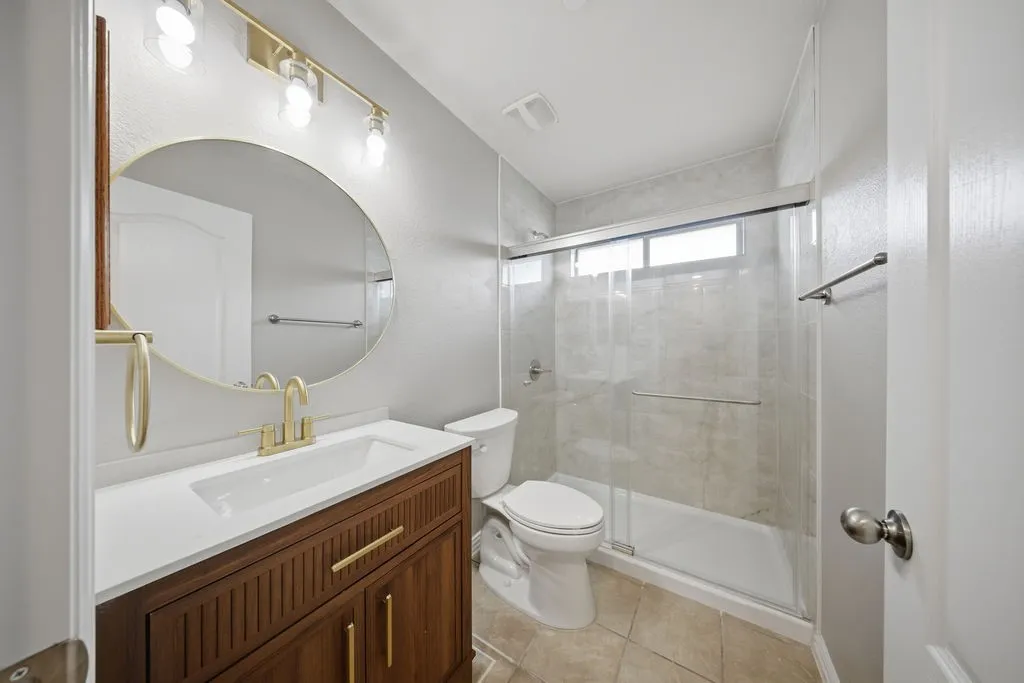 Single Family Residence For Rent in Collin County , 2140 Walnut Square Drive, Plano, Texas 75025, 4 Bedrooms, 4 Bathrooms, 2 Garage spaces, 2,297 Sqft, built in 2005, Price $2,950, mls#21333573, Real Estate Agent in Plano, Homes For Rent in Collin county, Homes For Rent in Plano, Realtor in Plano Texas, Real Estate Brokerage Independent Realty Texas, Luminita Cordes Realtor