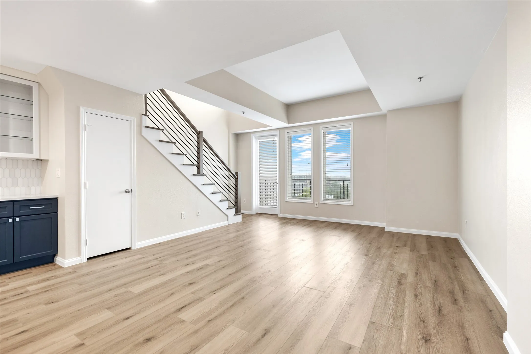 Condominium For Rent in Dallas County , 4611 Travis Street 801B, Dallas, Texas 75205, 2 Bedroom, 3 Bathroom, 2 Garage spaces, 1,552 Sqft, built in 2000, mls#21336293, Real Estate Agent in Dallas, Homes For Rent in Dallas county, Homes For Rent in Dallas, Realtor in Dallas Texas, Real Estate Brokerage Independent Realty Texas, Luminita Cordes Realtor