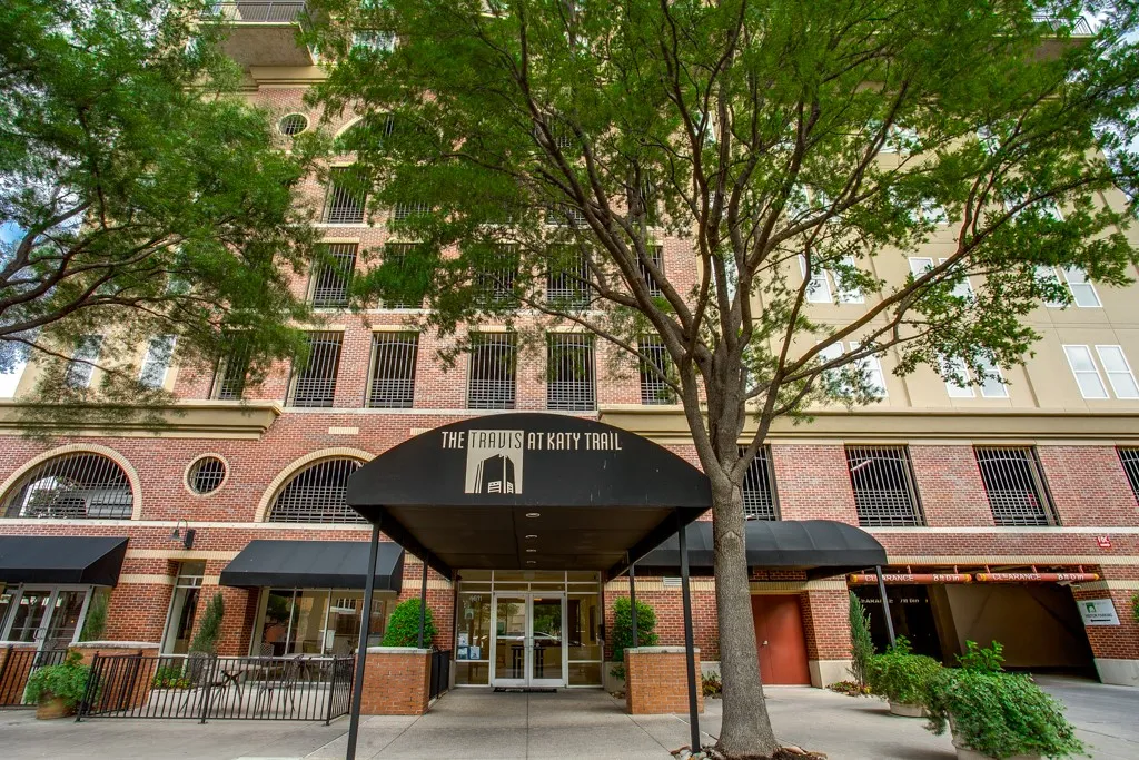 Condominium For Rent in Dallas County , 4611 Travis Street 801B, Dallas, Texas 75205, 2 Bedroom, 3 Bathroom, 2 Garage spaces, 1,552 Sqft, built in 2000, mls#21336293, Real Estate Agent in Dallas, Homes For Rent in Dallas county, Homes For Rent in Dallas, Realtor in Dallas Texas, Real Estate Brokerage Independent Realty Texas, Luminita Cordes Realtor