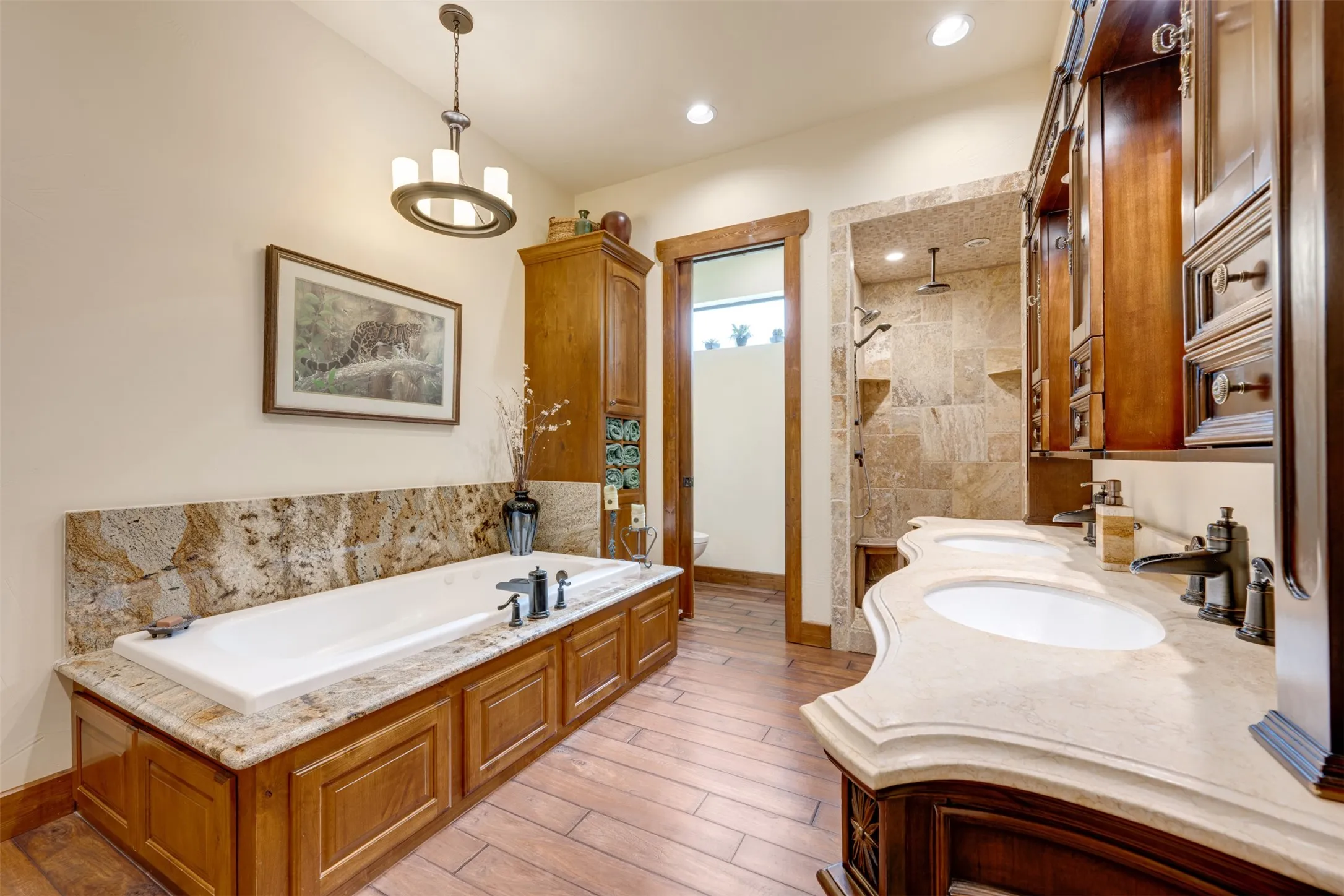 Single Family Residence For Sale in Upshur County , 6841 State Highway 154 E, Gilmer, Texas 75645, 3 Bedrooms, 3 Bathrooms, Garage spaces, 2,276 Sqft, built in 2016, Price $975,000, mls#21336611, Real Estate Agent in Gilmer, Homes For Sale in Upshur county, Homes For Sale in Gilmer, Realtor in Gilmer Texas, Real Estate Brokerage Independent Realty Texas, Luminita Cordes Realtor