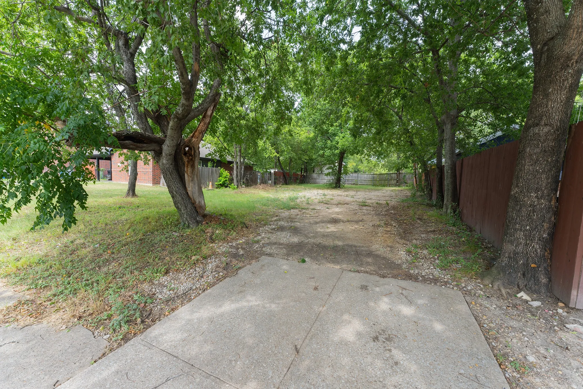 Unimproved Land For Sale in Dallas County , 502 Rayenell Avenue, Dallas, Texas 75217, 0, 0, Garage spaces, 0 Sqft, built in 0, mls#21334743, Real Estate Agent in Dallas, Homes For Sale in Dallas county, Homes For Sale in Dallas, Realtor in Dallas Texas, Real Estate Brokerage Independent Realty Texas, Luminita Cordes Realtor