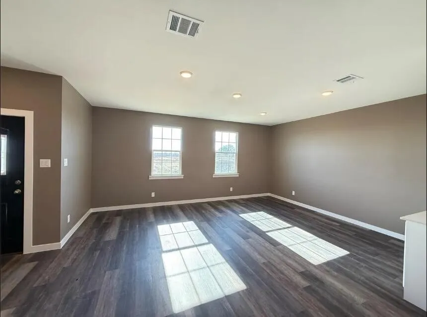 Single Family Residence For Sale in Ellis County , 750 Section House Road, Alma, Texas 75119, 3 Bedrooms, 2 Bathrooms, 2 Garage spaces, 1,694 Sqft, built in 2024, Price $475,900, mls#21336670, Real Estate Agent in Alma, Homes For Sale in Ellis county, Homes For Sale in Alma, Realtor in Alma Texas, Real Estate Brokerage Independent Realty Texas, Luminita Cordes Realtor