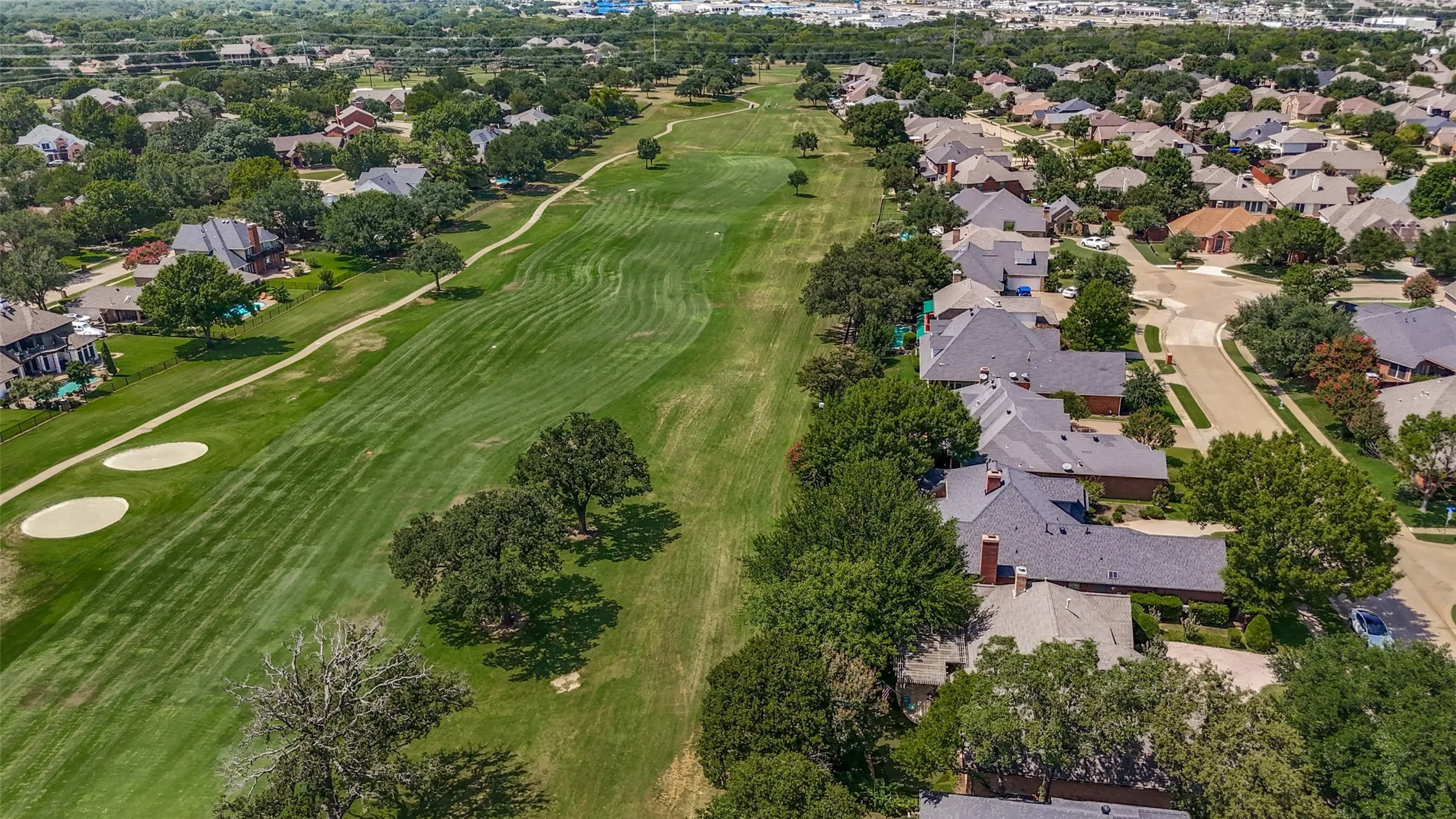 Single Family Residence For Sale in Denton County , 1908 Vintage Drive, Corinth, Texas 76210, 4 Bedroom, 3 Bathroom, 2 Garage spaces, 3,105 Sqft, built in 1990, mls#21336353, Real Estate Agent in Corinth, Homes For Sale in Denton county, Homes For Sale in Corinth, Realtor in Corinth Texas, Real Estate Brokerage Independent Realty Texas, Luminita Cordes Realtor