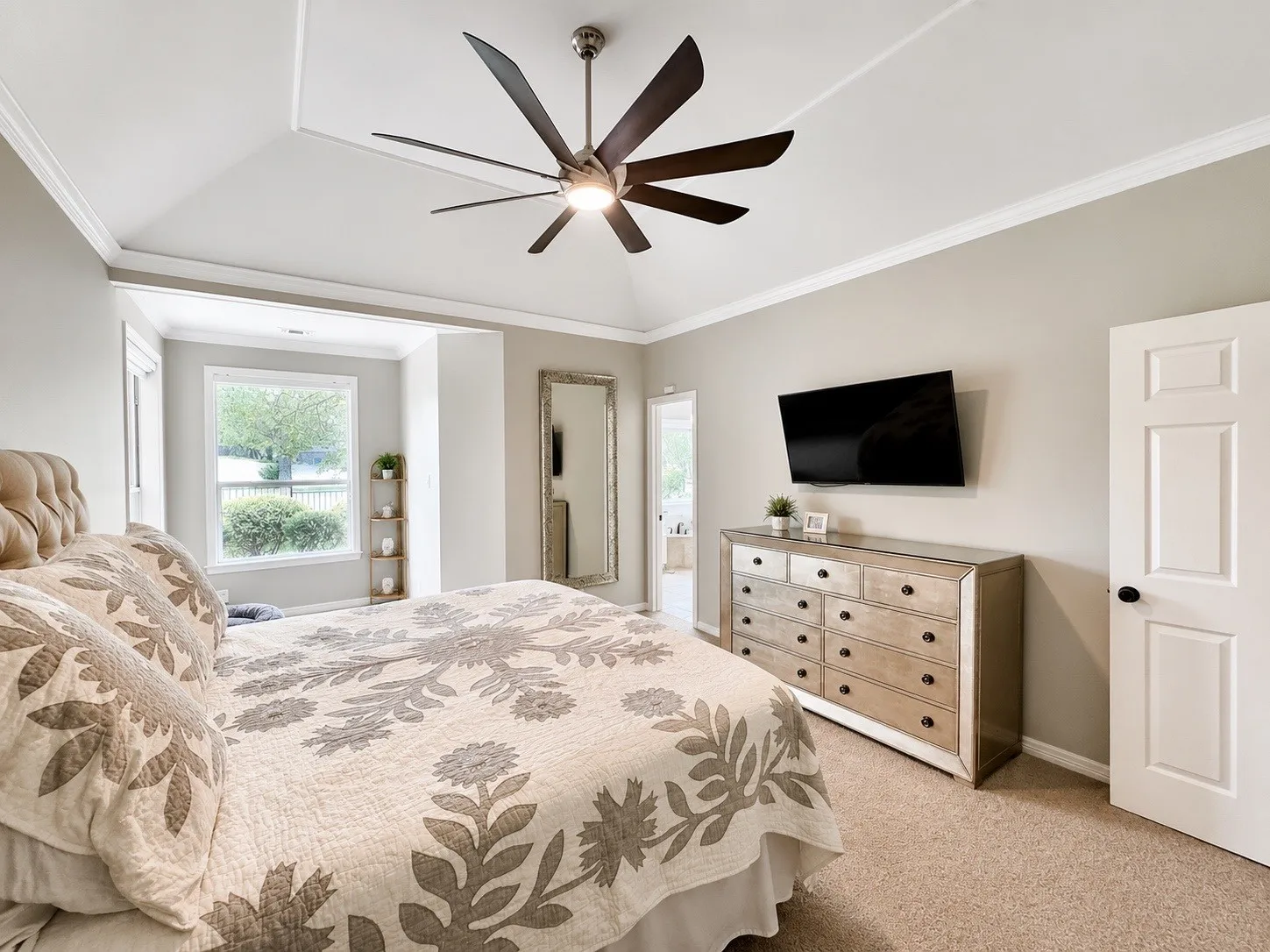 Single Family Residence For Sale in Denton County , 1908 Vintage Drive, Corinth, Texas 76210, 4 Bedroom, 3 Bathroom, 2 Garage spaces, 3,105 Sqft, built in 1990, mls#21336353, Real Estate Agent in Corinth, Homes For Sale in Denton county, Homes For Sale in Corinth, Realtor in Corinth Texas, Real Estate Brokerage Independent Realty Texas, Luminita Cordes Realtor