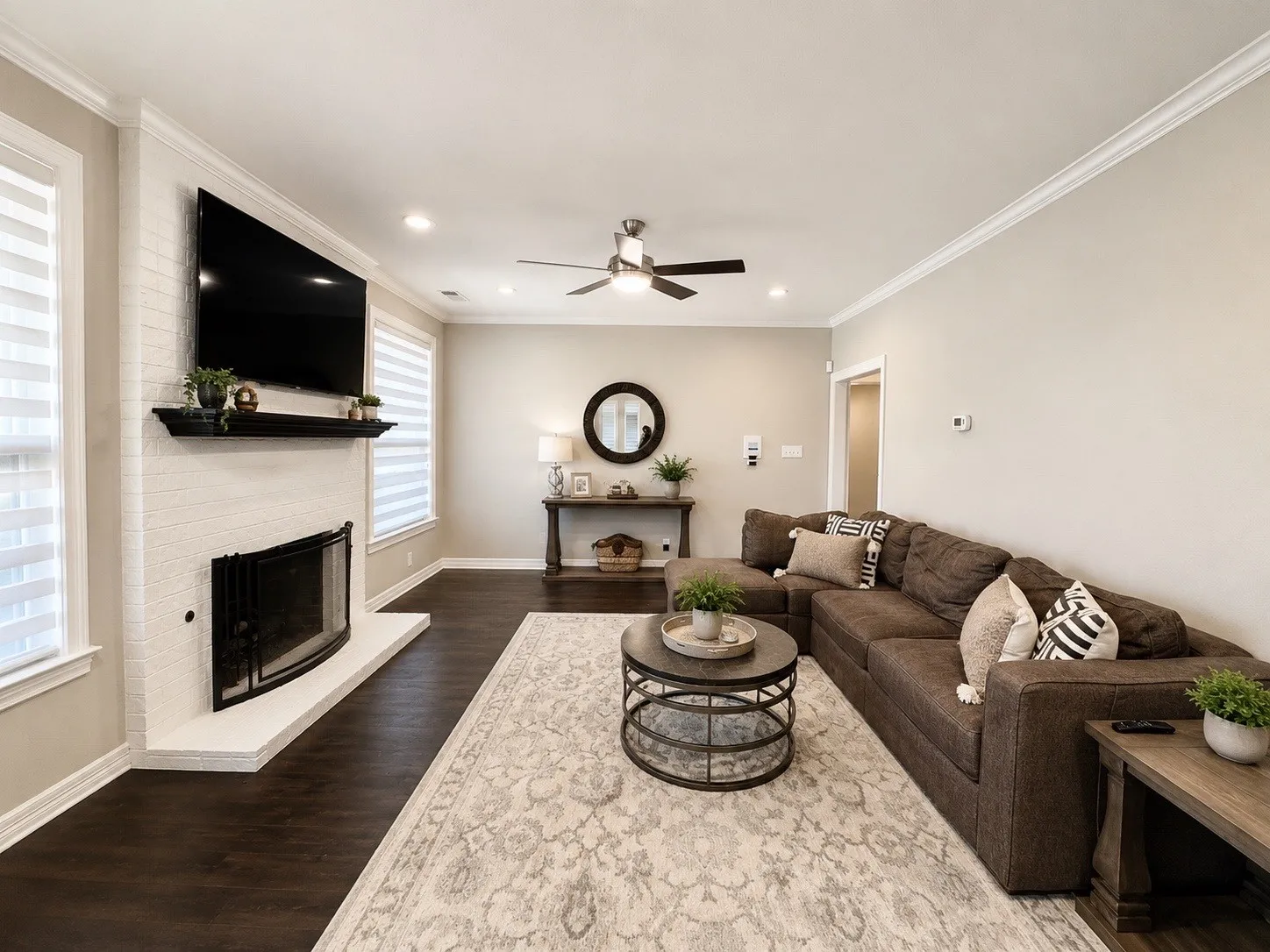 Single Family Residence For Sale in Denton County , 1908 Vintage Drive, Corinth, Texas 76210, 4 Bedroom, 3 Bathroom, 2 Garage spaces, 3,105 Sqft, built in 1990, mls#21336353, Real Estate Agent in Corinth, Homes For Sale in Denton county, Homes For Sale in Corinth, Realtor in Corinth Texas, Real Estate Brokerage Independent Realty Texas, Luminita Cordes Realtor