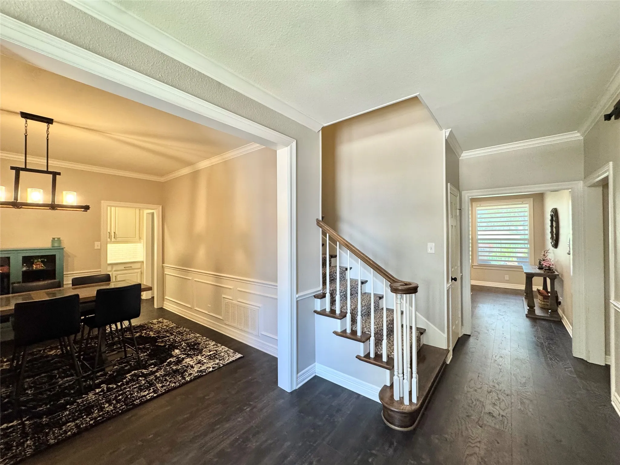 Single Family Residence For Sale in Denton County , 1908 Vintage Drive, Corinth, Texas 76210, 4 Bedroom, 3 Bathroom, 2 Garage spaces, 3,105 Sqft, built in 1990, mls#21336353, Real Estate Agent in Corinth, Homes For Sale in Denton county, Homes For Sale in Corinth, Realtor in Corinth Texas, Real Estate Brokerage Independent Realty Texas, Luminita Cordes Realtor