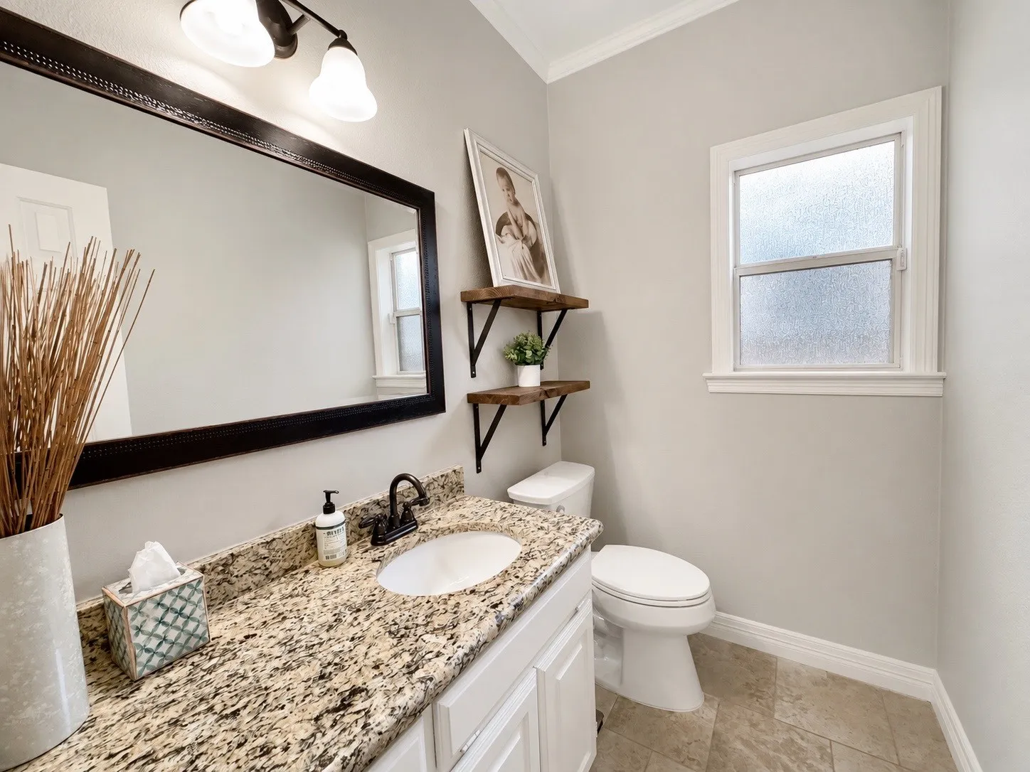 Single Family Residence For Sale in Denton County , 1908 Vintage Drive, Corinth, Texas 76210, 4 Bedroom, 3 Bathroom, 2 Garage spaces, 3,105 Sqft, built in 1990, mls#21336353, Real Estate Agent in Corinth, Homes For Sale in Denton county, Homes For Sale in Corinth, Realtor in Corinth Texas, Real Estate Brokerage Independent Realty Texas, Luminita Cordes Realtor