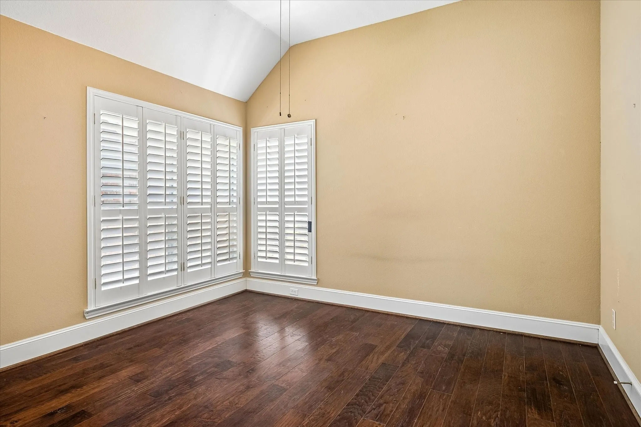Second guest bedroom