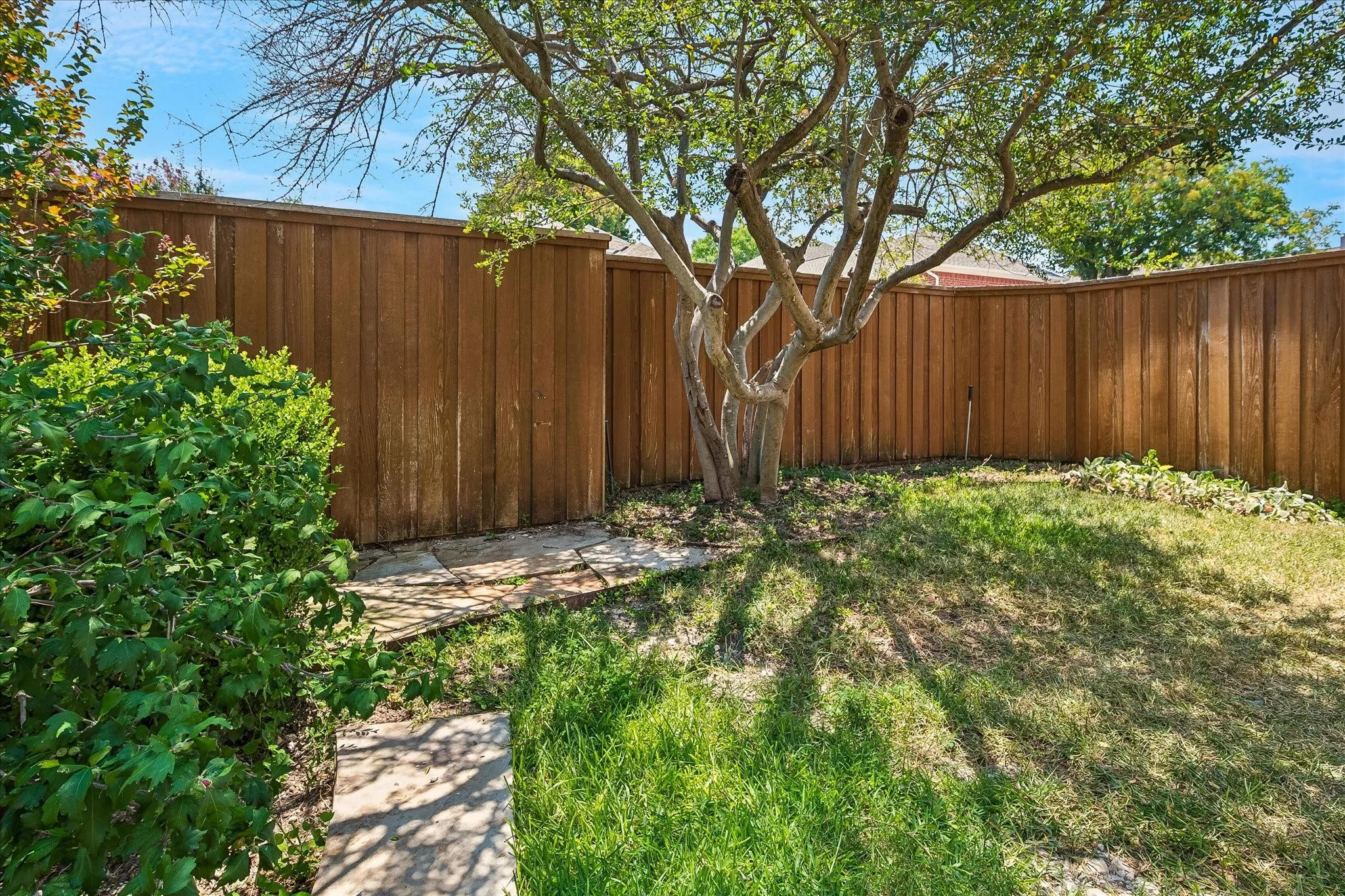 Small backyard, playyard or possibly play pool!