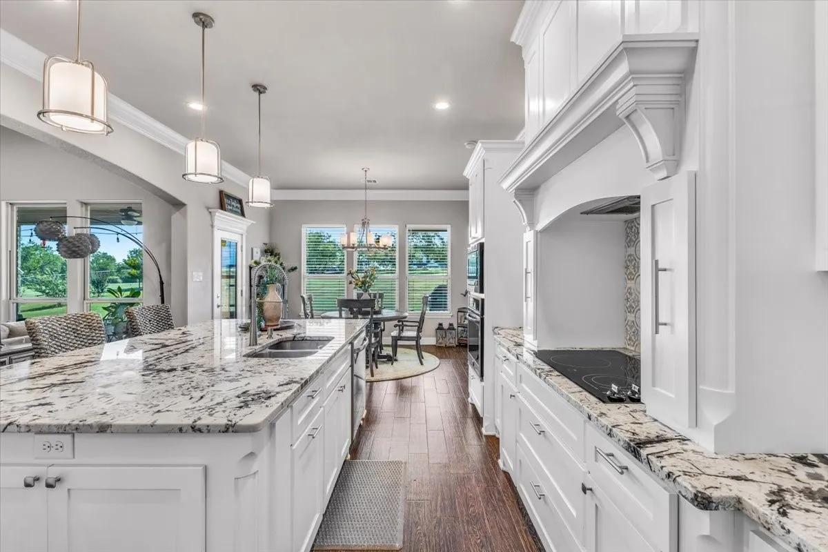 Single Family Residence For Sale in Wise County , 140 Lucky Ridge Lane, Boyd, Texas 76023, 4 Bedroom, 3 Bathroom, 2 Garage spaces, 2,646 Sqft, built in 2018, mls#21332118, Real Estate Agent in Boyd, Homes For Sale in Wise county, Homes For Sale in Boyd, Realtor in Boyd Texas, Real Estate Brokerage Independent Realty Texas, Luminita Cordes Realtor