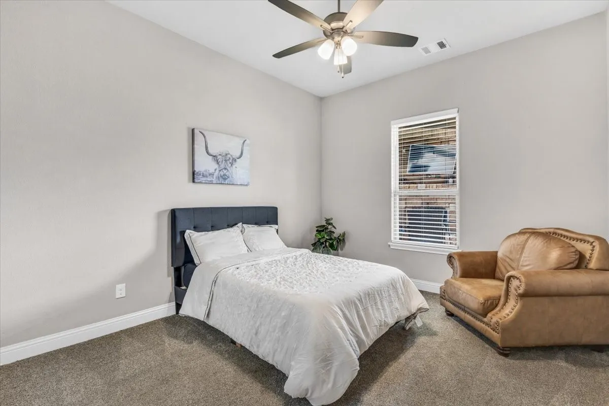 Single Family Residence For Sale in Wise County , 140 Lucky Ridge Lane, Boyd, Texas 76023, 4 Bedroom, 3 Bathroom, 2 Garage spaces, 2,646 Sqft, built in 2018, mls#21332118, Real Estate Agent in Boyd, Homes For Sale in Wise county, Homes For Sale in Boyd, Realtor in Boyd Texas, Real Estate Brokerage Independent Realty Texas, Luminita Cordes Realtor