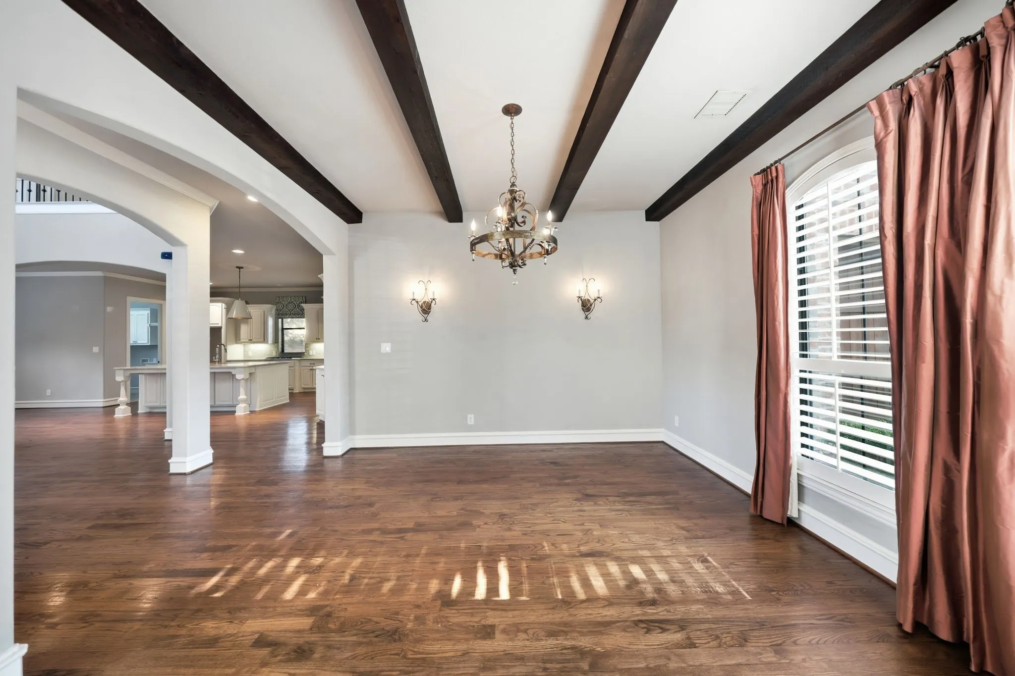 Single Family Residence For Sale in Collin County , 11524 Seaside Lane, Frisco, Texas 75035, 5 Bedroom, 4 Bathroom, 3 Garage spaces, 4,542 Sqft, built in 2007, mls#21334382, Real Estate Agent in Frisco, Homes For Sale in Collin county, Homes For Sale in Frisco, Realtor in Frisco Texas, Real Estate Brokerage Independent Realty Texas, Luminita Cordes Realtor