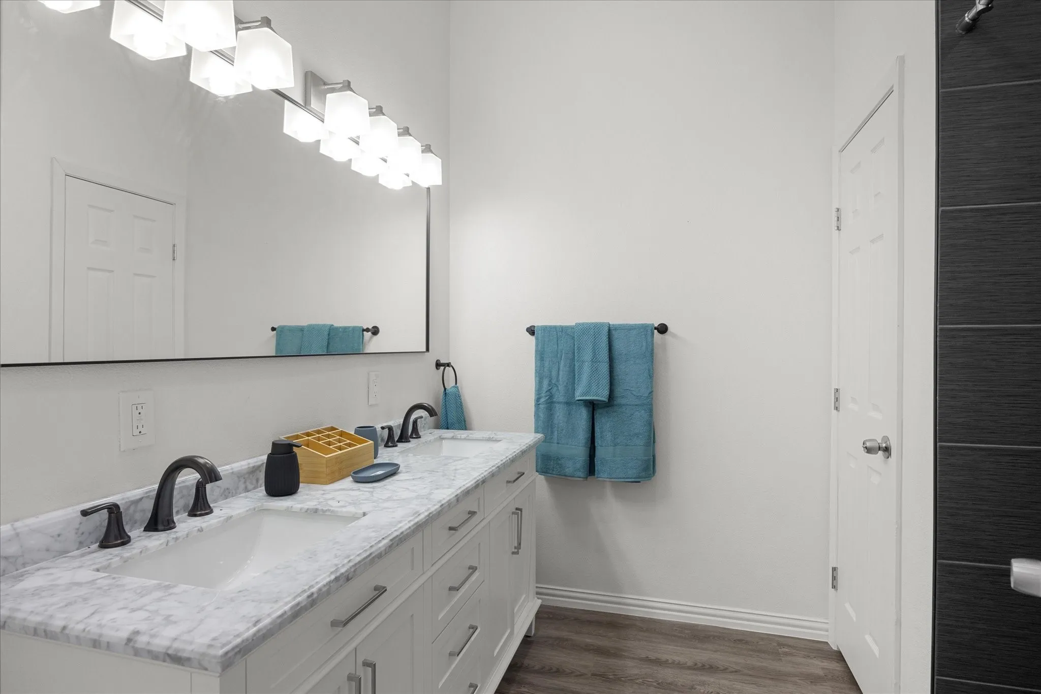 For Sale in Hood County , 3605 Flint Rock Circle, Granbury, Texas 76048, 4 Bedroom, 4 Bathroom, 2 Garage spaces, 0 Sqft, built in 2024, mls#21326855, Real Estate Agent in Granbury, Homes For Sale in Hood county, Homes For Sale in Granbury, Realtor in Granbury Texas, Real Estate Brokerage Independent Realty Texas, Luminita Cordes Realtor