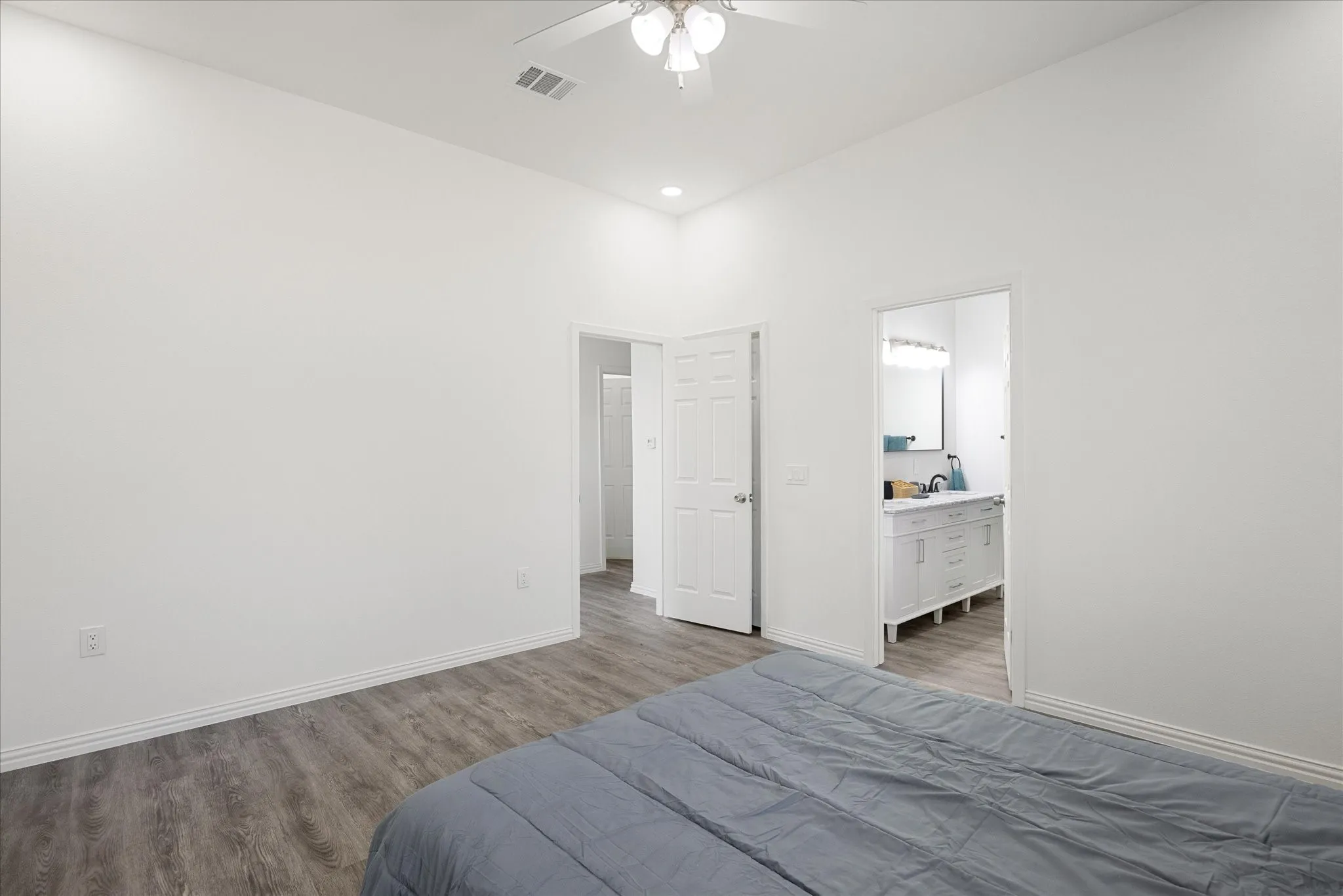 For Sale in Hood County , 3605 Flint Rock Circle, Granbury, Texas 76048, 4 Bedroom, 4 Bathroom, 2 Garage spaces, 0 Sqft, built in 2024, mls#21326855, Real Estate Agent in Granbury, Homes For Sale in Hood county, Homes For Sale in Granbury, Realtor in Granbury Texas, Real Estate Brokerage Independent Realty Texas, Luminita Cordes Realtor