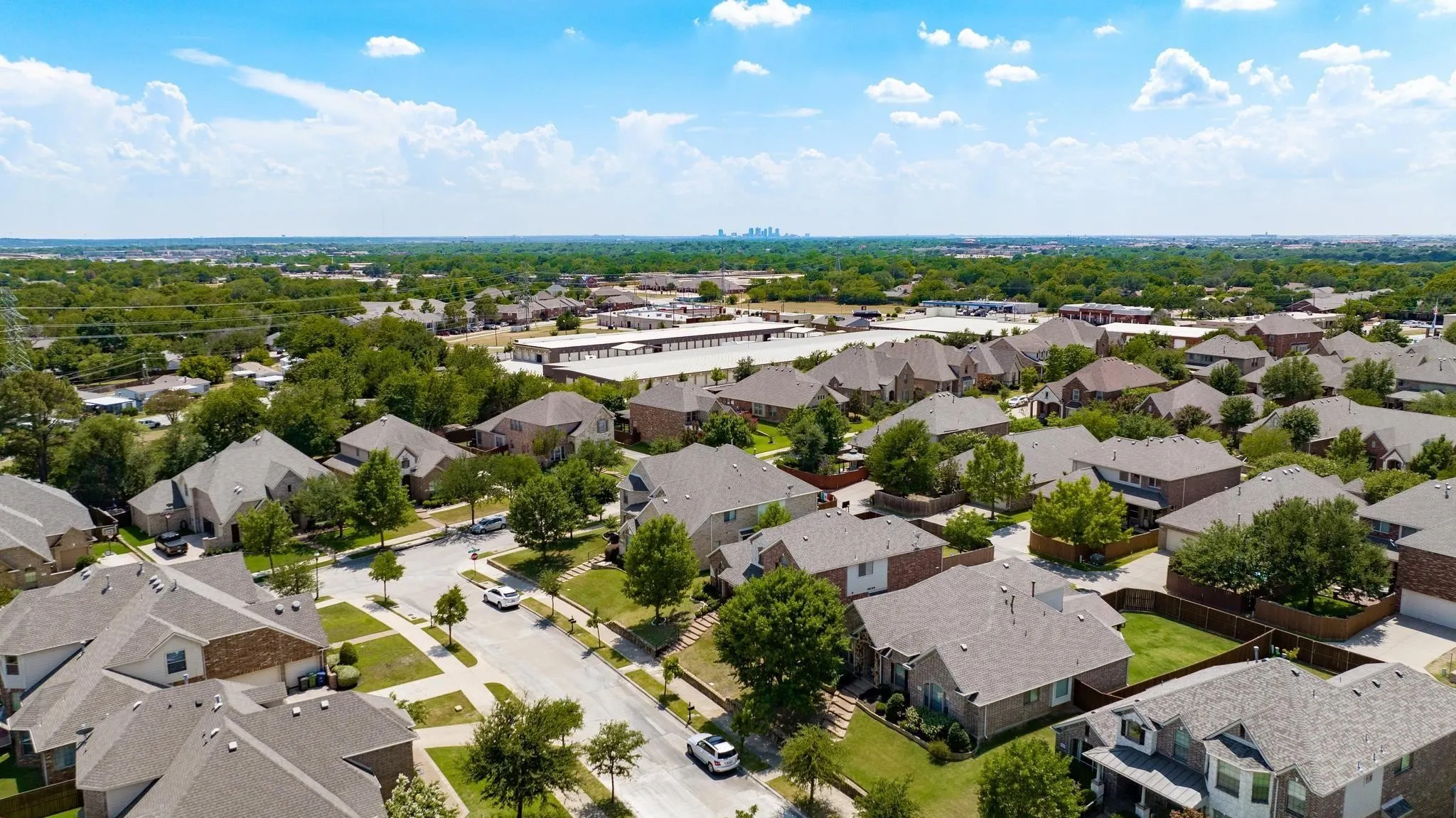 Single Family Residence For Sale in Tarrant County , 5905 Cripple Creek Trail, North Richland Hills, Texas 76180, 4 Bedroom, 3 Bathroom, 2 Garage spaces, 2,883 Sqft, built in 2009, mls#21336721, Real Estate Agent in North Richland Hills, Homes For Sale in Tarrant county, Homes For Sale in North Richland Hills, Realtor in North Richland Hills Texas, Real Estate Brokerage Independent Realty Texas, Luminita Cordes Realtor