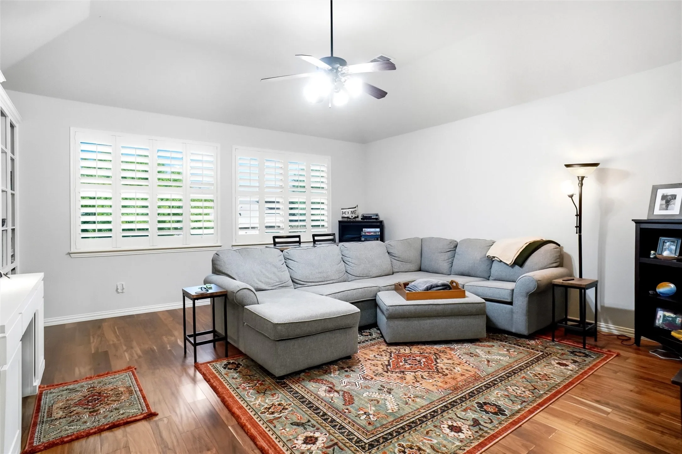 Single Family Residence For Sale in Tarrant County , 5905 Cripple Creek Trail, North Richland Hills, Texas 76180, 4 Bedroom, 3 Bathroom, 2 Garage spaces, 2,883 Sqft, built in 2009, mls#21336721, Real Estate Agent in North Richland Hills, Homes For Sale in Tarrant county, Homes For Sale in North Richland Hills, Realtor in North Richland Hills Texas, Real Estate Brokerage Independent Realty Texas, Luminita Cordes Realtor