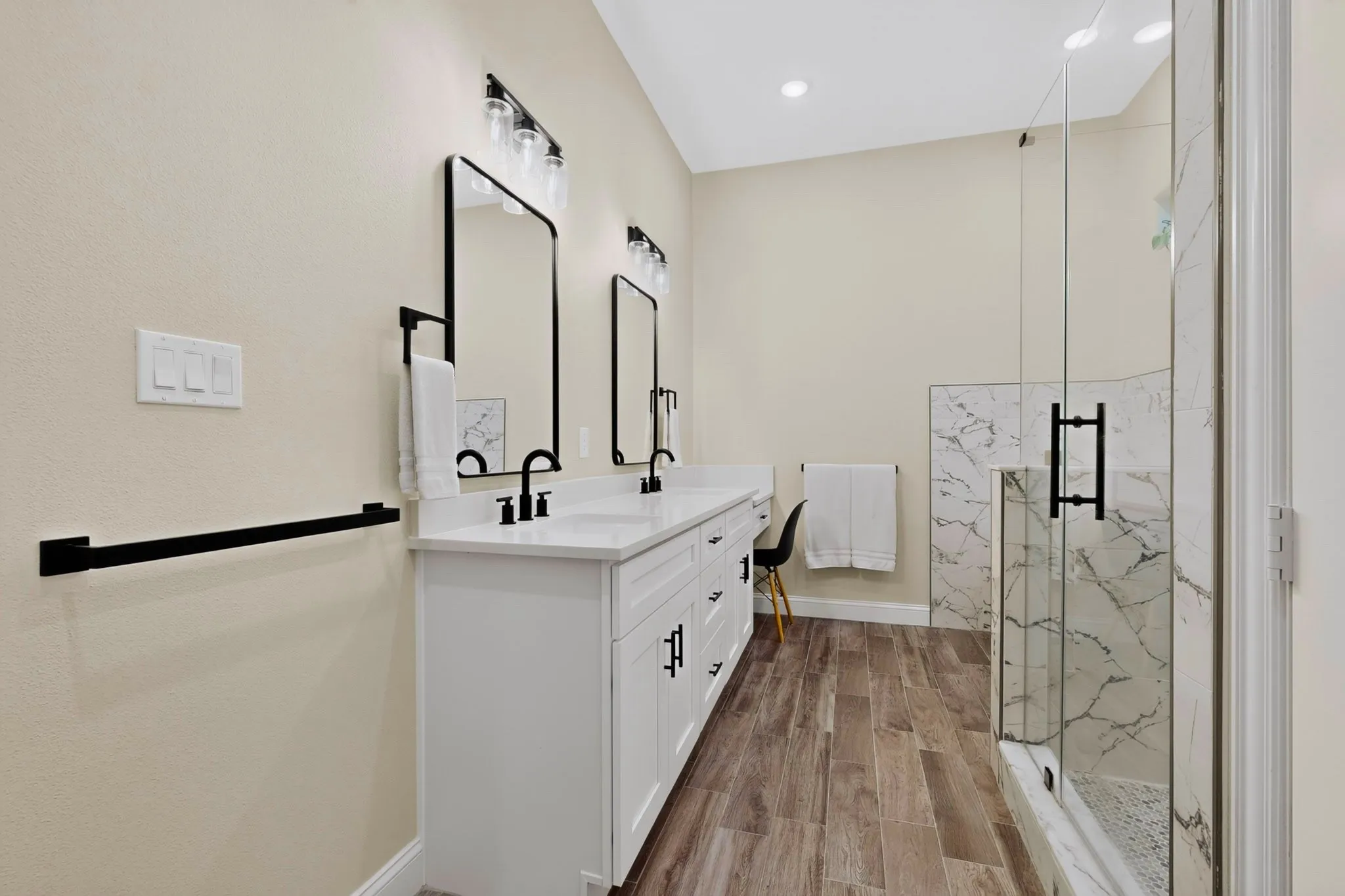 Quality plank tiles keep wet spaces crisp.