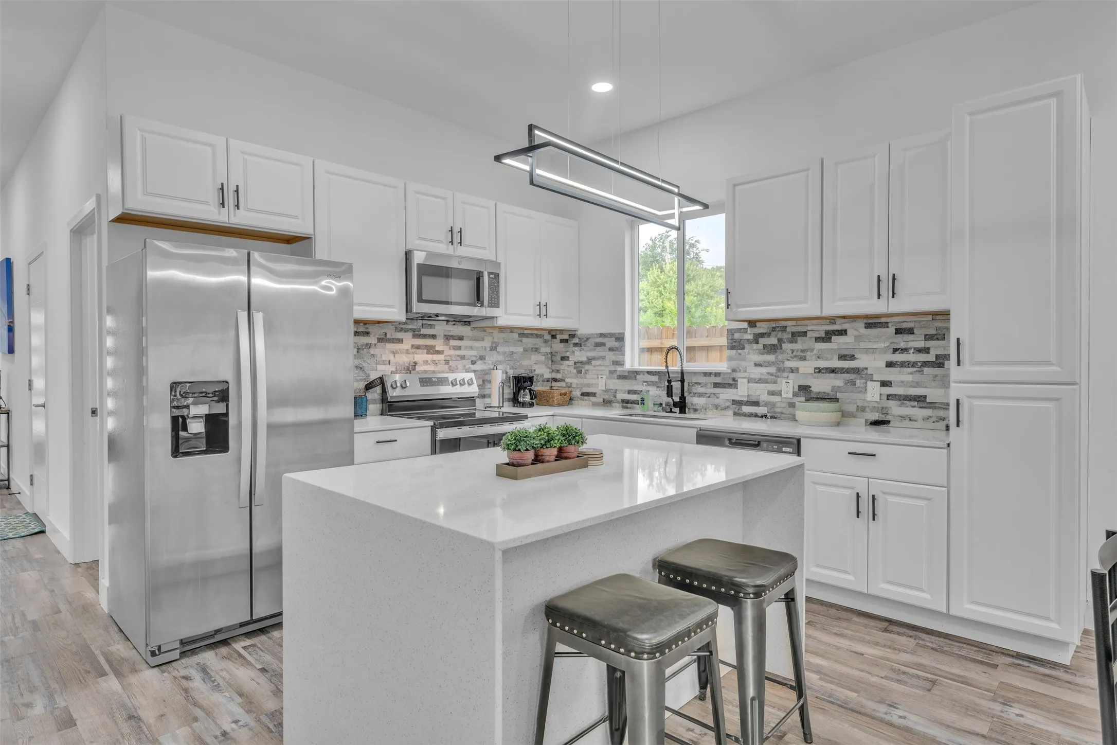 For Sale in Hood County , 3613 Durango Trail, Granbury, Texas 76048, 3 Bedroom, 2 Bathroom, 1 Garage spaces, 0 Sqft, built in 2025, mls#21326782, Real Estate Agent in Granbury, Homes For Sale in Hood county, Homes For Sale in Granbury, Realtor in Granbury Texas, Real Estate Brokerage Independent Realty Texas, Luminita Cordes Realtor