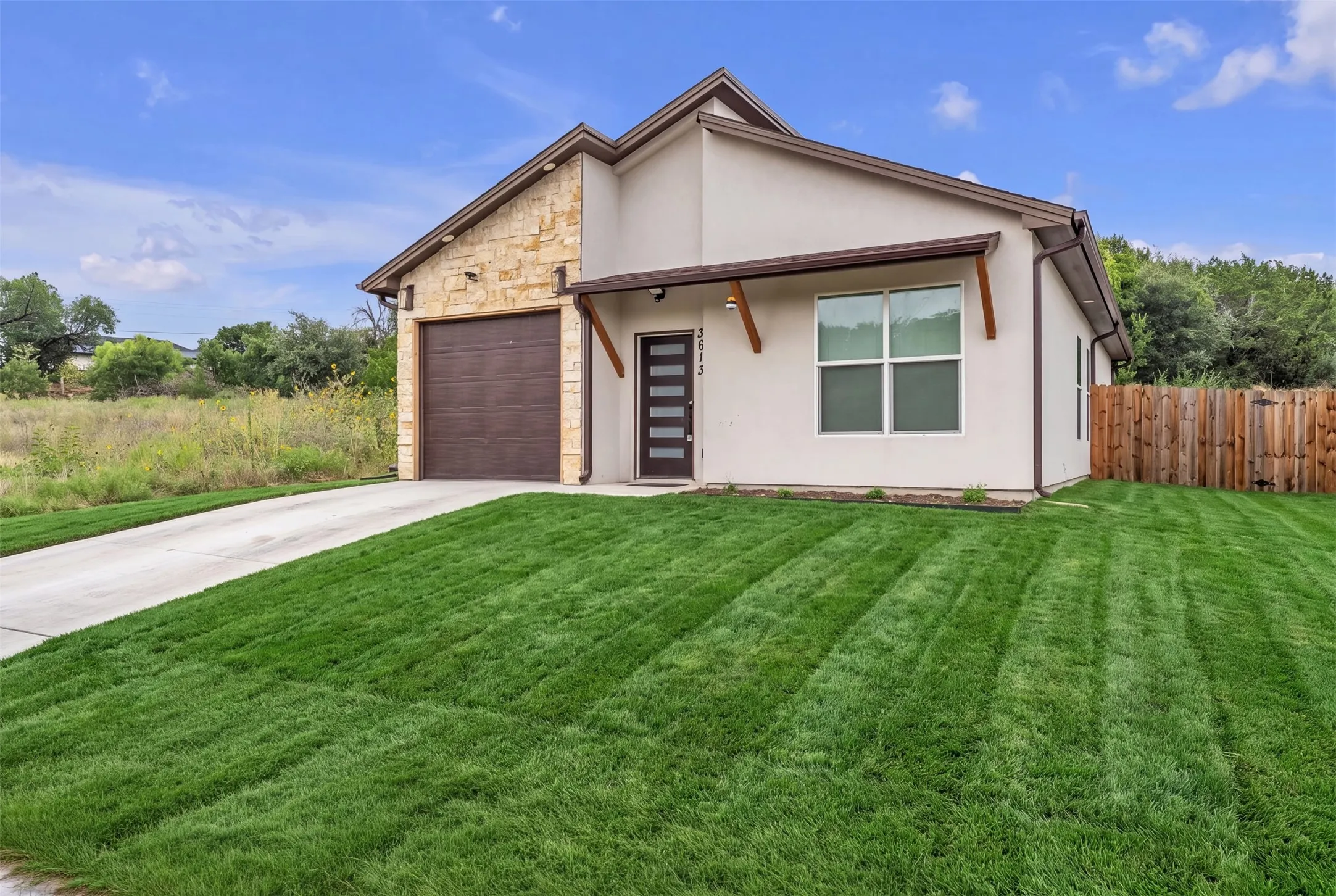 For Sale in Hood County , 3613 Durango Trail, Granbury, Texas 76048, 3 Bedroom, 2 Bathroom, 1 Garage spaces, 0 Sqft, built in 2025, mls#21326782, Real Estate Agent in Granbury, Homes For Sale in Hood county, Homes For Sale in Granbury, Realtor in Granbury Texas, Real Estate Brokerage Independent Realty Texas, Luminita Cordes Realtor