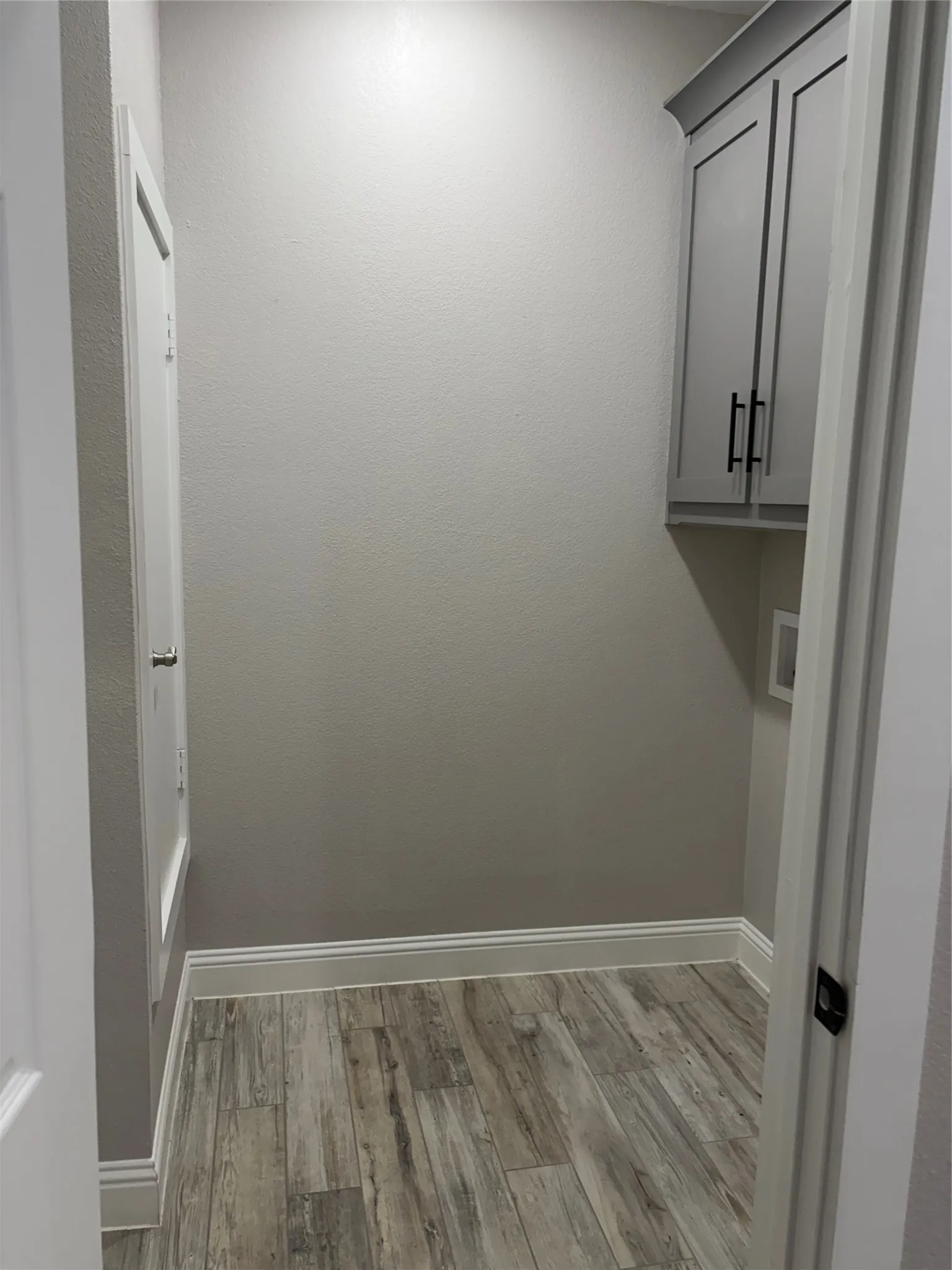 Single Family Residence For Rent in Ellis County , 1131 W Sterrett Road, Waxahachie, Texas 75167, 2 Bedroom, 2 Bathroom, Garage spaces, 1,200 Sqft, built in 2010, mls#21326612, Real Estate Agent in Waxahachie, Homes For Rent in Ellis county, Homes For Rent in Waxahachie, Realtor in Waxahachie Texas, Real Estate Brokerage Independent Realty Texas, Luminita Cordes Realtor
