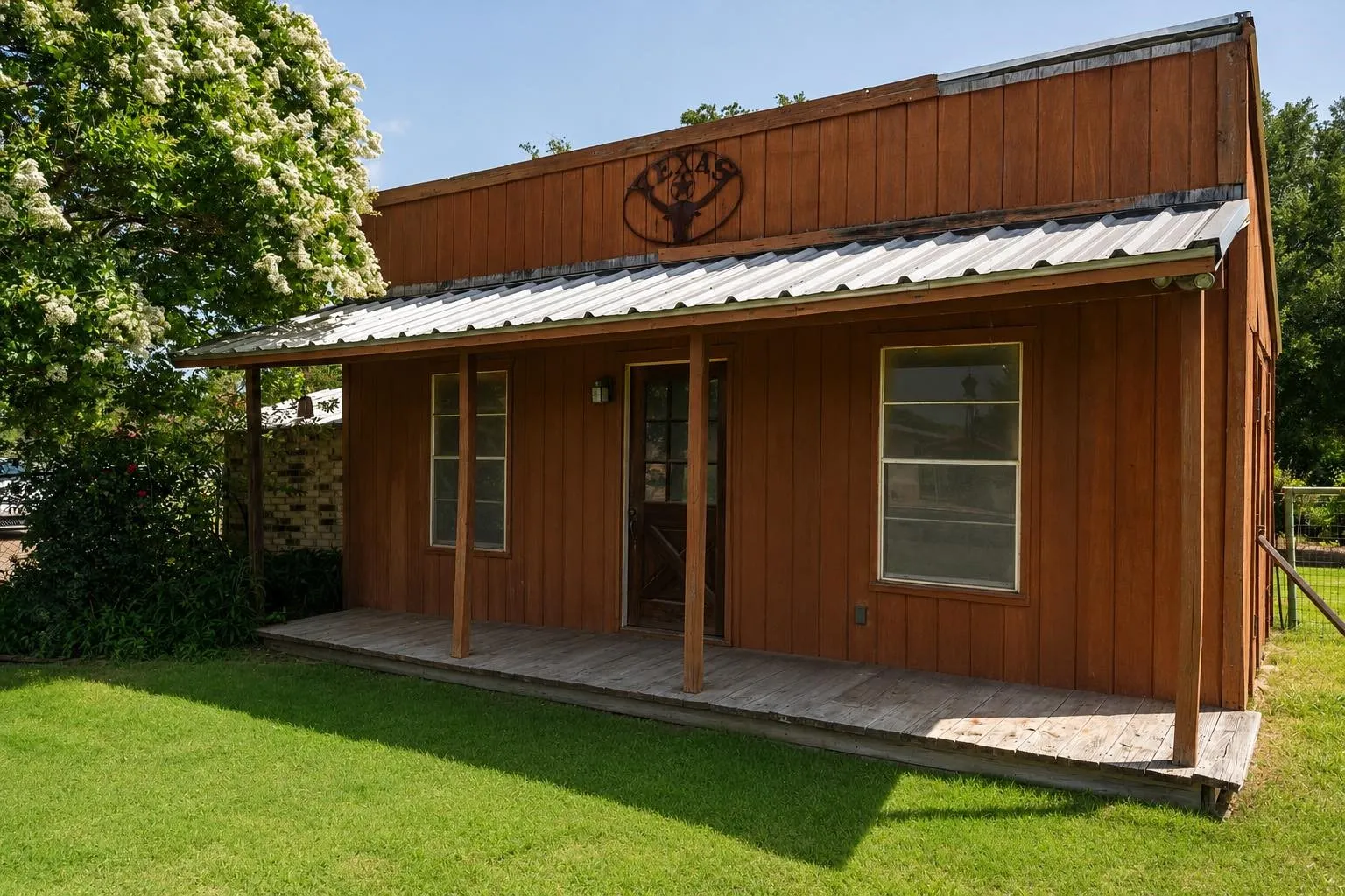 Single Family Residence For Sale in Rockwall County , 441 Briar Glen, Mclendon Chisholm, Texas 75032, 3 Bedroom, 2 Bathroom, 3 Garage spaces, 2,130 Sqft, built in 1976, mls#21318581, Real Estate Agent in Mclendon Chisholm, Homes For Sale in Rockwall county, Homes For Sale in Mclendon Chisholm, Realtor in Mclendon Chisholm Texas, Real Estate Brokerage Independent Realty Texas, Luminita Cordes Realtor