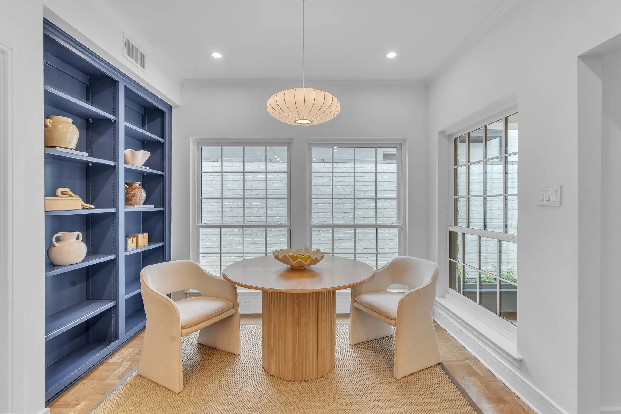 Breakfast nook