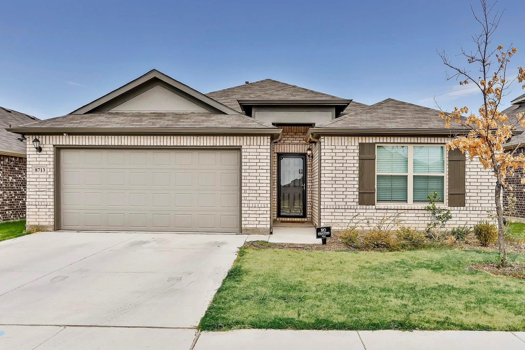 Single Family Residence For Sale in Tarrant County , 8713 Rock Hibiscus Drive, Fort Worth, Texas 76131, 4 Bedroom, 3 Bathroom, 2 Garage spaces, 2,118 Sqft, built in 2021, Price $405,000, mls#21336758, Real Estate Agent in Fort Worth, Homes For Sale in Tarrant county, Homes For Sale in Fort Worth, Realtor in Fort Worth Texas, Real Estate Brokerage Independent Realty Texas, Luminita Cordes Realtor