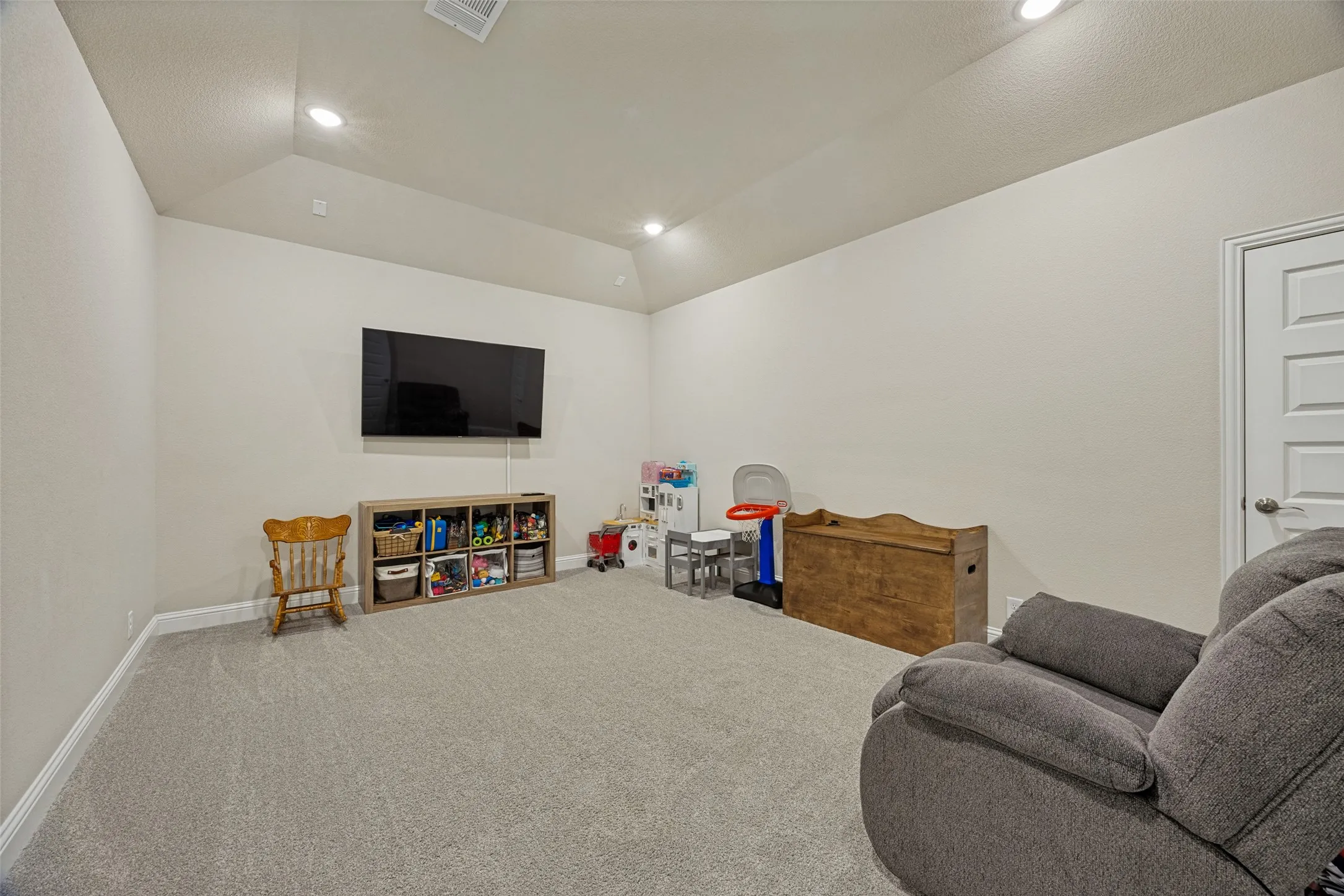 2nd level media room