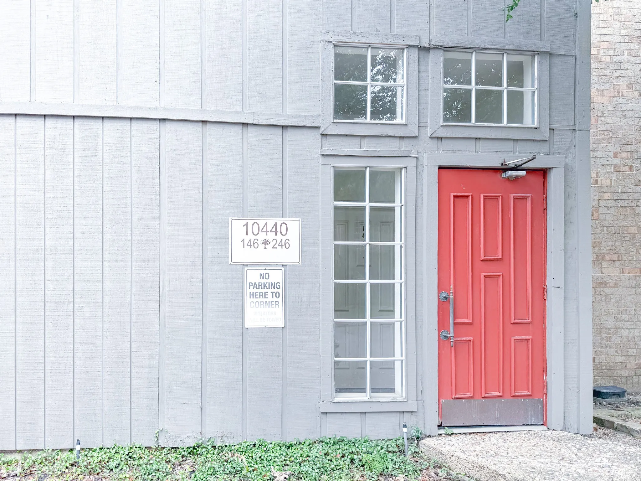 Condominium For Sale in Dallas County , 10440 High Hollows Drive 146, Dallas, Texas 75230, 1 Bedroom, 1 Bathroom, Garage spaces, 824 Sqft, built in 1969, Price $112,000, mls#21331494, Real Estate Agent in Dallas, Homes For Sale in Dallas county, Homes For Sale in Dallas, Realtor in Dallas Texas, Real Estate Brokerage Independent Realty Texas, Luminita Cordes Realtor