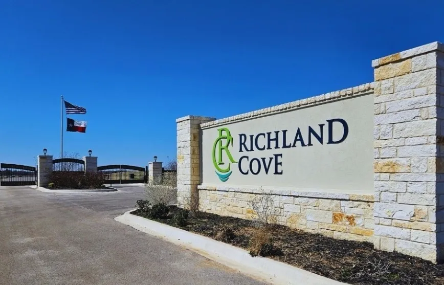Unimproved Land For Sale in Navarro County , Lot 56 Kayak Cove, Corsicana, Texas 75109, 0, 0, Garage spaces, 0 Sqft, built in 0, mls#21327799, Real Estate Agent in Corsicana, Homes For Sale in Navarro county, Homes For Sale in Corsicana, Realtor in Corsicana Texas, Real Estate Brokerage Independent Realty Texas, Luminita Cordes Realtor