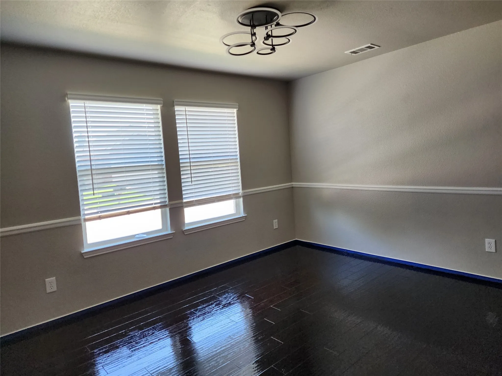 Single Family Residence For Sale in Denton County , 700 Swan Drive, Aubrey, Texas 76227, 4 Bedrooms, 2 Bathrooms, 2 Garage spaces, 1,868 Sqft, built in 2009, Price $379,900, mls#21336451, Real Estate Agent in Aubrey, Homes For Sale in Denton county, Homes For Sale in Aubrey, Realtor in Aubrey Texas, Real Estate Brokerage Independent Realty Texas, Luminita Cordes Realtor