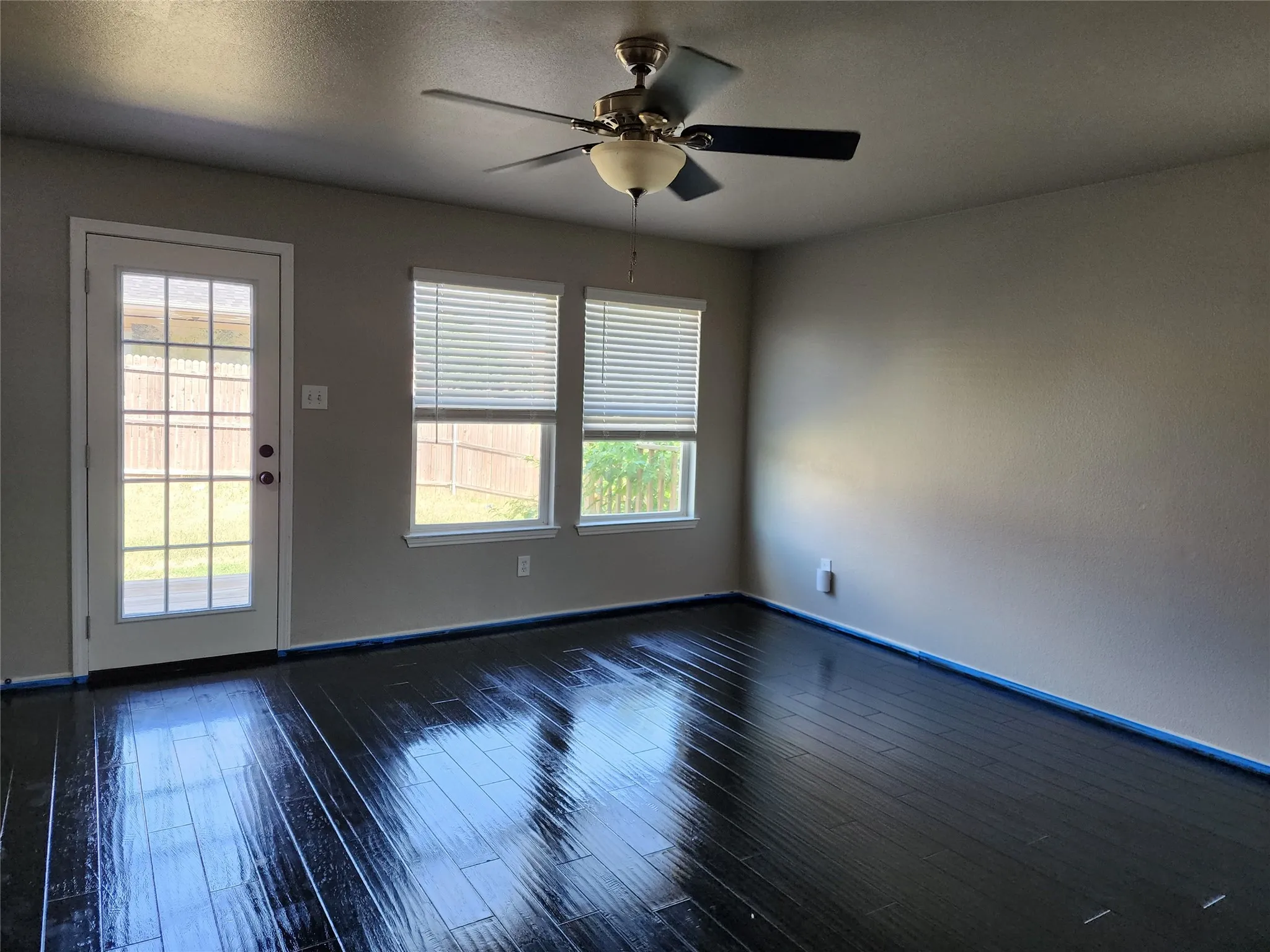 Single Family Residence For Sale in Denton County , 700 Swan Drive, Aubrey, Texas 76227, 4 Bedrooms, 2 Bathrooms, 2 Garage spaces, 1,868 Sqft, built in 2009, Price $379,900, mls#21336451, Real Estate Agent in Aubrey, Homes For Sale in Denton county, Homes For Sale in Aubrey, Realtor in Aubrey Texas, Real Estate Brokerage Independent Realty Texas, Luminita Cordes Realtor