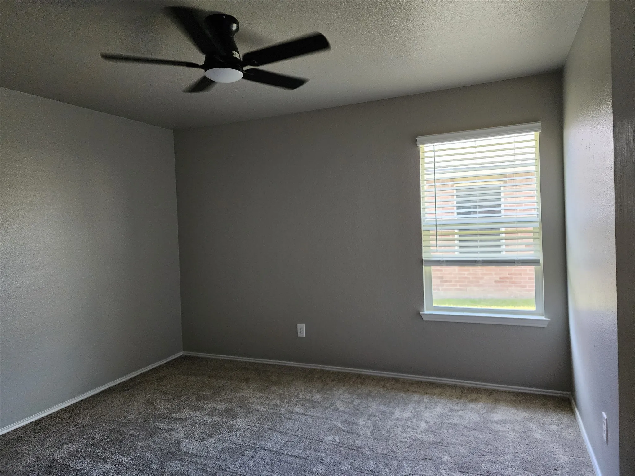 Single Family Residence For Sale in Denton County , 700 Swan Drive, Aubrey, Texas 76227, 4 Bedrooms, 2 Bathrooms, 2 Garage spaces, 1,868 Sqft, built in 2009, Price $379,900, mls#21336451, Real Estate Agent in Aubrey, Homes For Sale in Denton county, Homes For Sale in Aubrey, Realtor in Aubrey Texas, Real Estate Brokerage Independent Realty Texas, Luminita Cordes Realtor