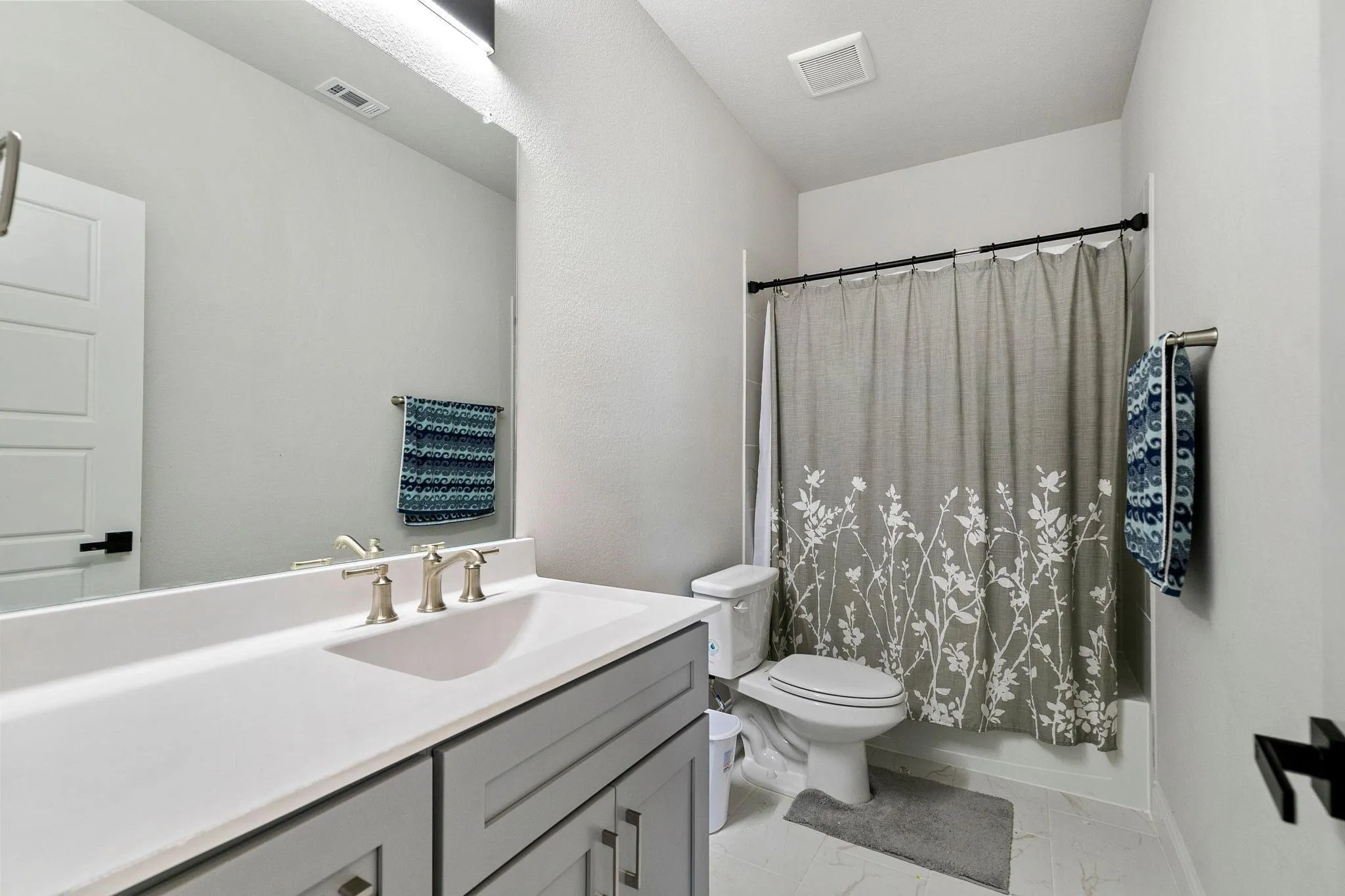 Single Family Residence For Rent in Kaufman County , 1630 Havenrock Drive, Forney, Texas 75126, 5 Bedroom, 3 Bathroom, 3 Garage spaces, 3,040 Sqft, built in 2021, mls#21336816, Real Estate Agent in Forney, Homes For Rent in Kaufman county, Homes For Rent in Forney, Realtor in Forney Texas, Real Estate Brokerage Independent Realty Texas, Luminita Cordes Realtor