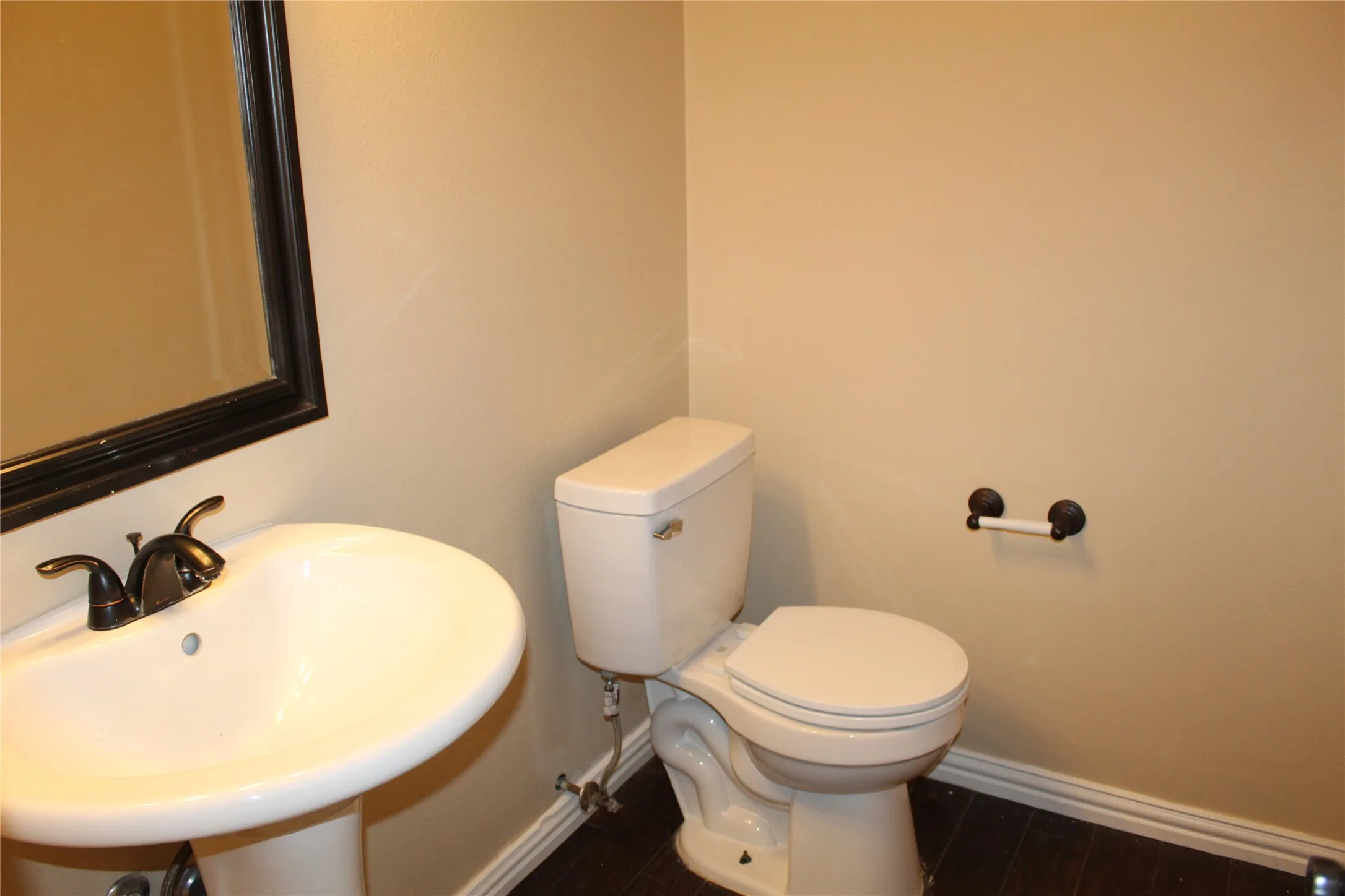 Single Family Residence For Rent in Collin County , 4037 Leon Drive, Plano, Texas 75074, 4 Bedroom, 4 Bathroom, 2 Garage spaces, 2,796 Sqft, built in 1978, mls#21336818, Real Estate Agent in Plano, Homes For Rent in Collin county, Homes For Rent in Plano, Realtor in Plano Texas, Real Estate Brokerage Independent Realty Texas, Luminita Cordes Realtor