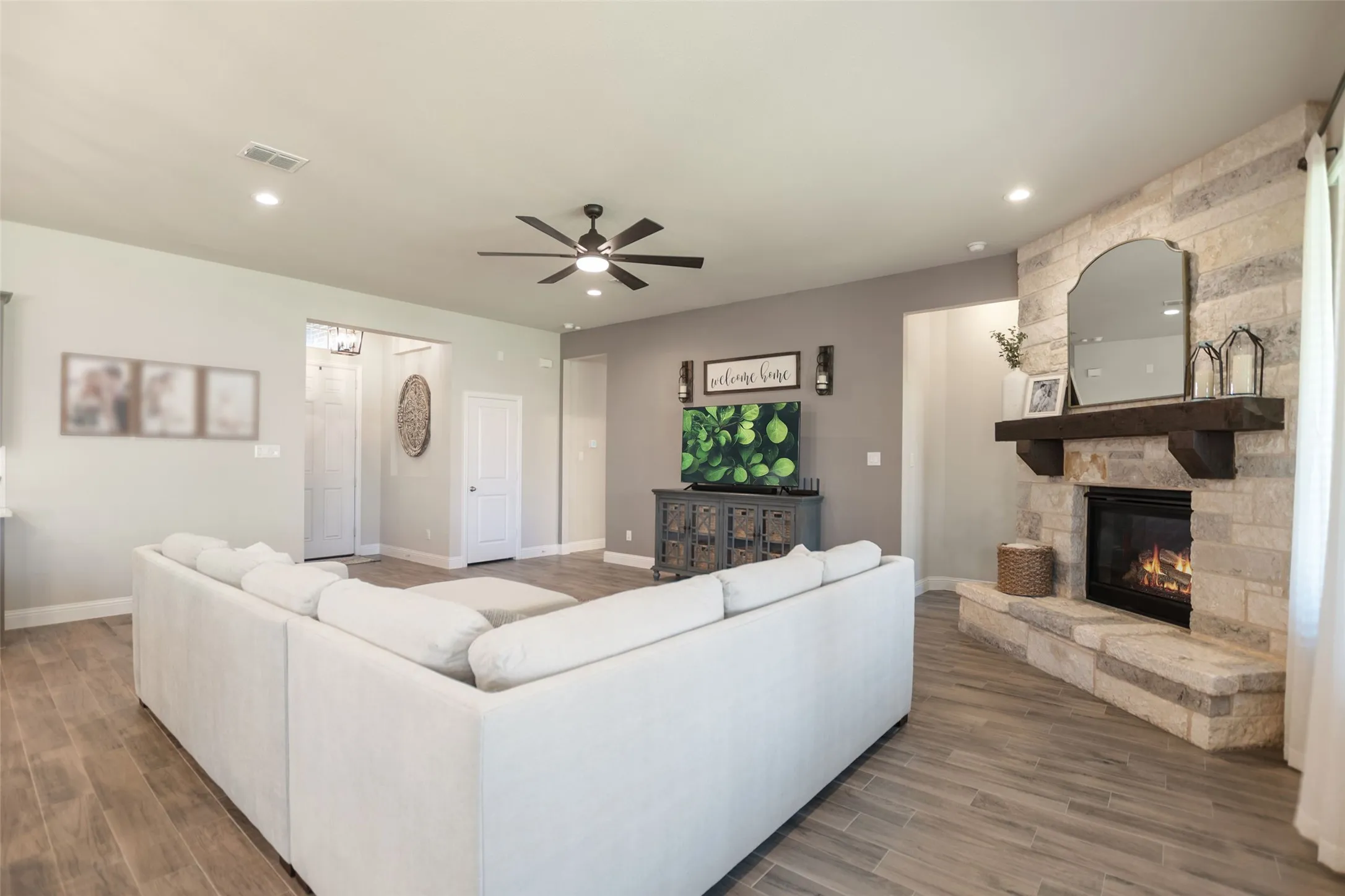 Single Family Residence For Sale in Denton County , 1215 Alderwood Drive, Justin, Texas 76247, 4 Bedroom, 2 Bathroom, 2 Garage spaces, 2,170 Sqft, built in 2020, mls#21335932, Real Estate Agent in Justin, Homes For Sale in Denton county, Homes For Sale in Justin, Realtor in Justin Texas, Real Estate Brokerage Independent Realty Texas, Luminita Cordes Realtor